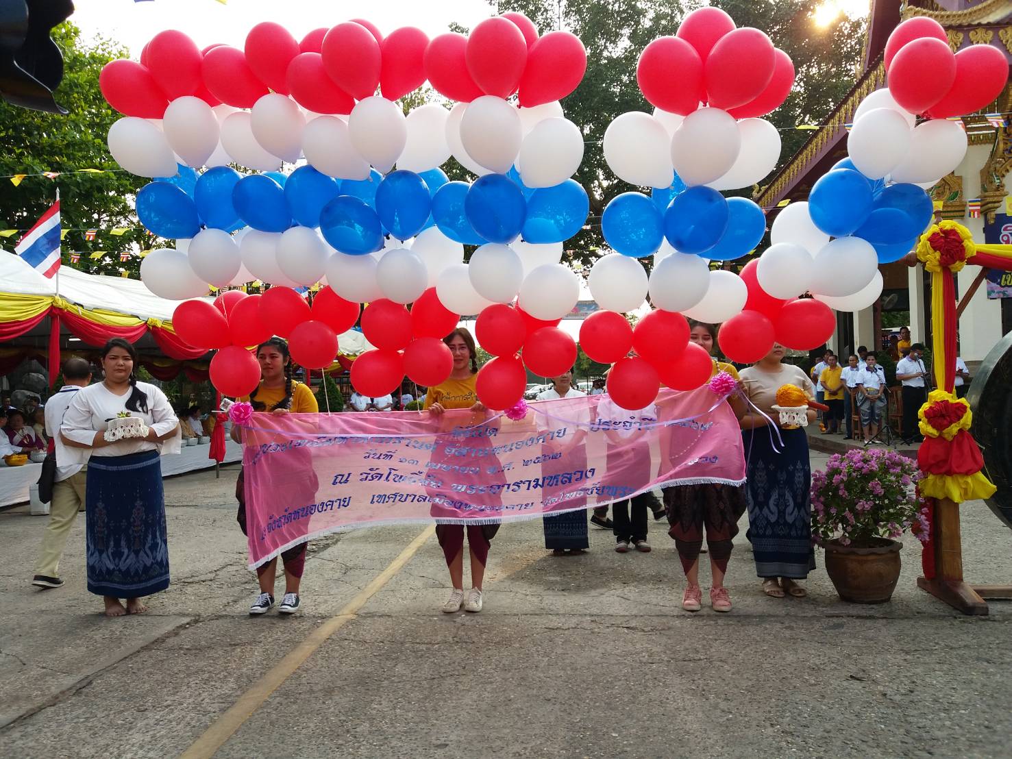 พัฒนาการจังหวัดหนองคาย ร่วมเปิดงาน ประเพณีสงกรานต์อีสานหนองคาย ประจำปี 2562