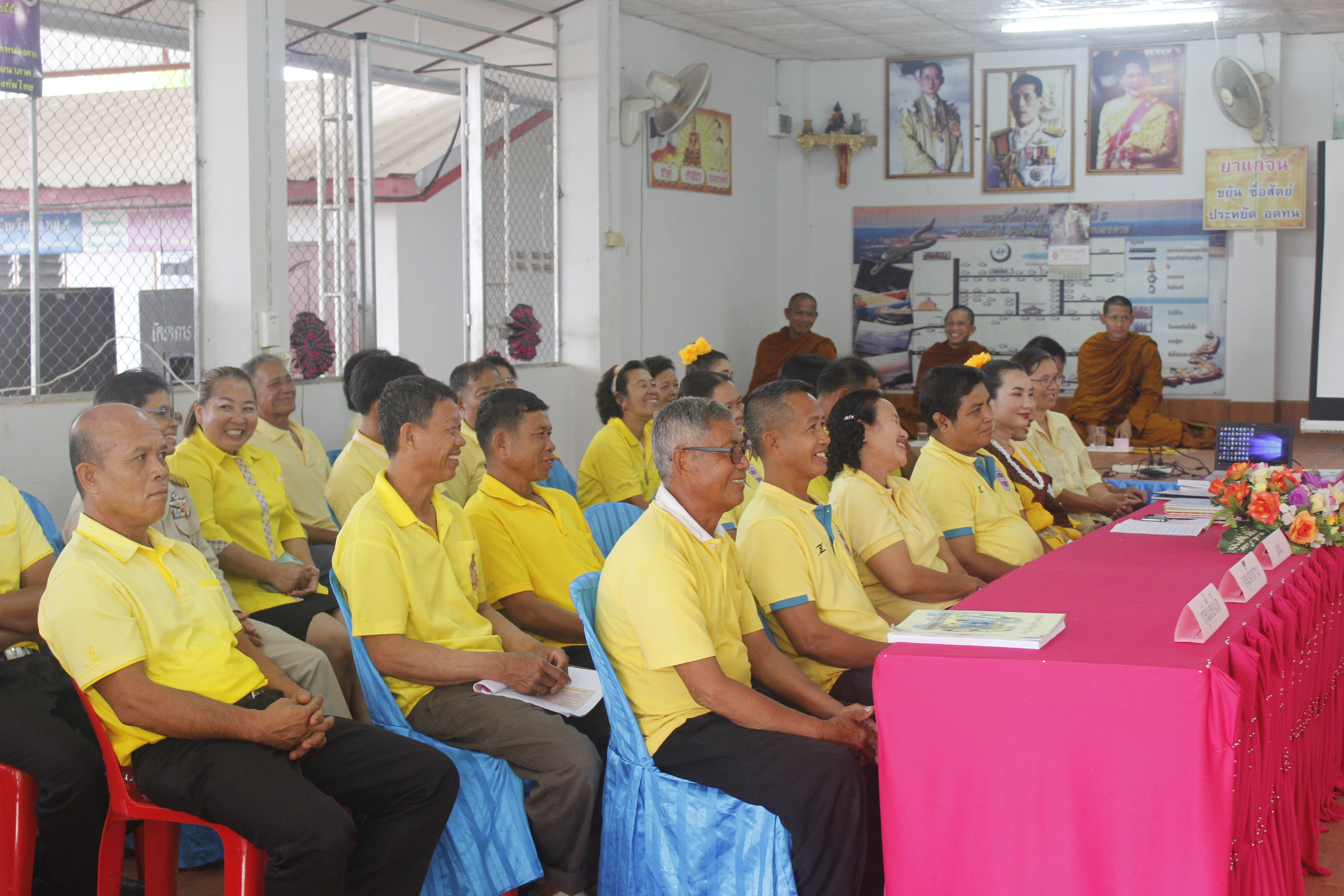 คณะกรรมการคัดสรรกิจกรรมพัฒนาชุมชนดีเด่น ระดับจังหวัด จังหวัดหนองคาย ลงพื้นที่คัดสรรหมู่บ้านเศรษฐกิจพอเพียง “อยู่เย็น เป็นสุข” ณ บ้านสังกะลี หมู่ที่ 5 ตำบลแก้งไก่อำเภอสังคม