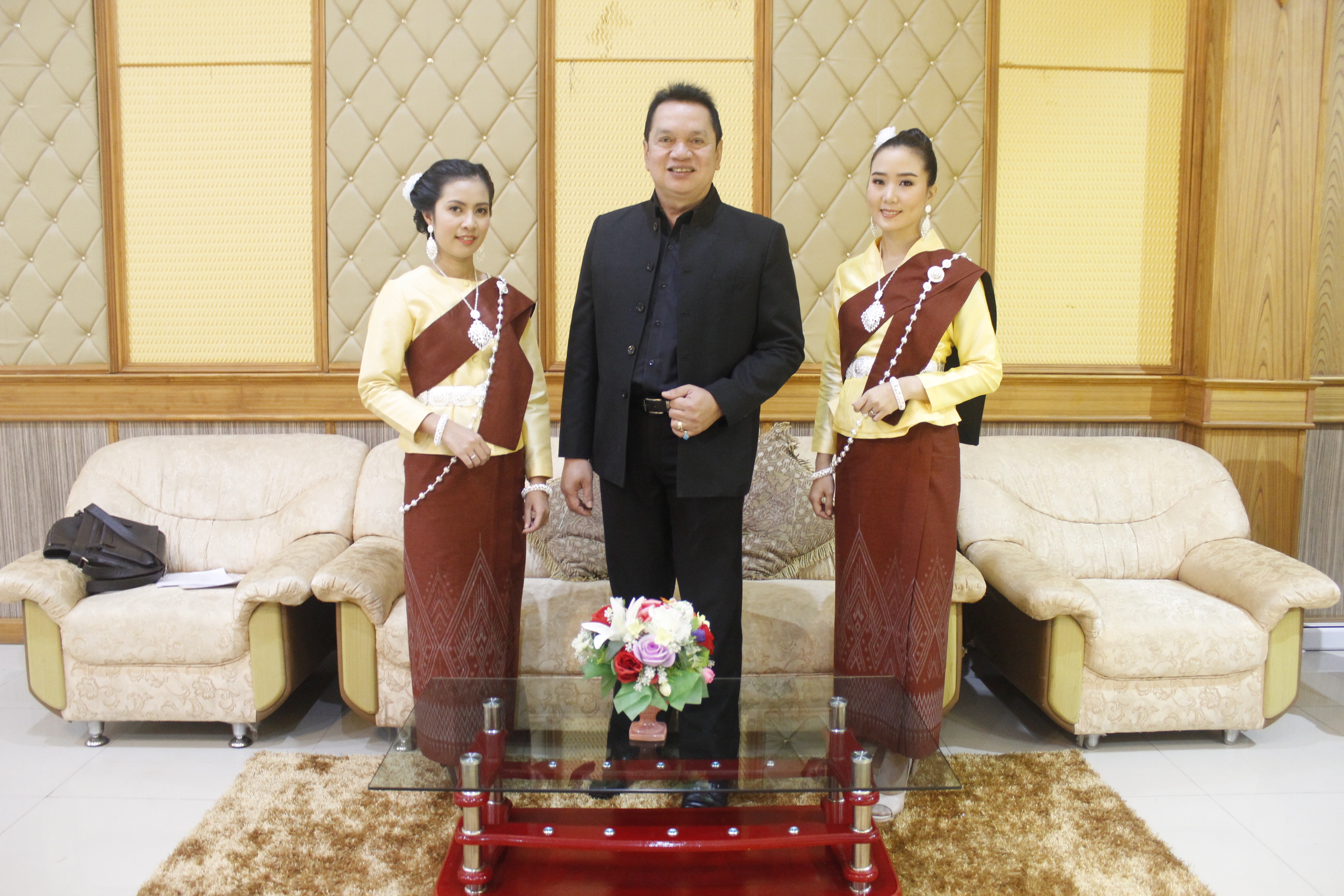 พจ.หนองคาย ร่วมกิจกรรม “ผู้ว่าราชการจังหวัดหนองคายและหัวหน้าส่วนราชการพบสื่อมวลชน” ประจำปีงบประมาณ พ.ศ. 2562 ครั้งที่ 4