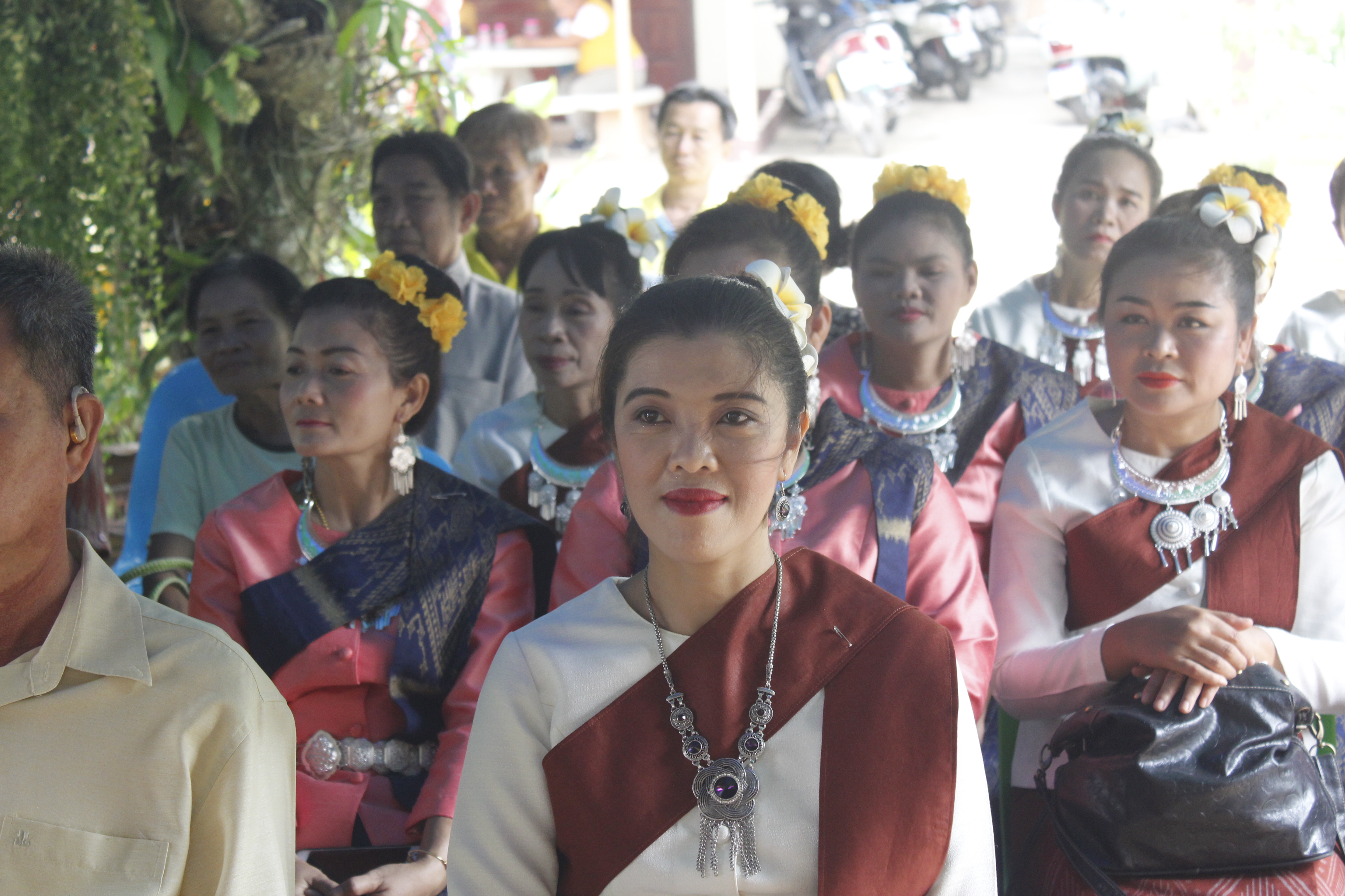 คณะกรรมการคัดสรรกิจกรรมพัฒนาชุมชนดีเด่น ระดับจังหวัด จังหวัดหนองคาย ลงพื้นที่คัดสรรหมู่บ้านเศรษฐกิจพอเพียง “อยู่เย็น เป็นสุข” ณ บ้านศิลาเลข หมู่ที่ 6 ตำบลโพนสา อำเภอท่าบ่อ