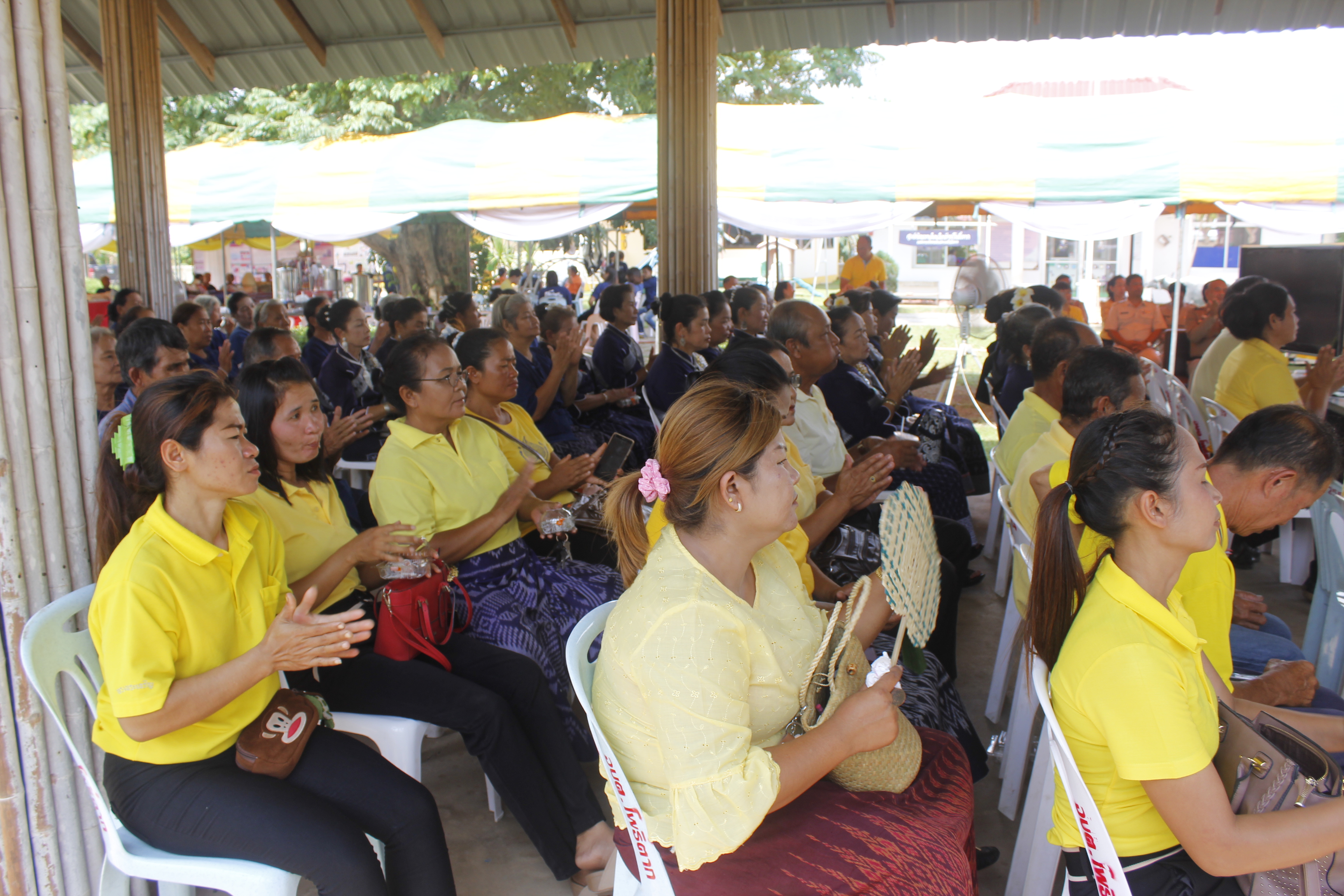 คณะกรรมการคัดสรรกิจกรรมพัฒนาชุมชนดีเด่น ระดับจังหวัด จังหวัดหนองคาย ลงพื้นที่คัดสรรหมู่บ้านเศรษฐกิจพอเพียง “อยู่เย็น เป็นสุข” ณ บ้านโพธิ์ตาก หมู่ที่ 1 ตำบลโพธิ์ตาก อำเภอโพธิ์ตาก