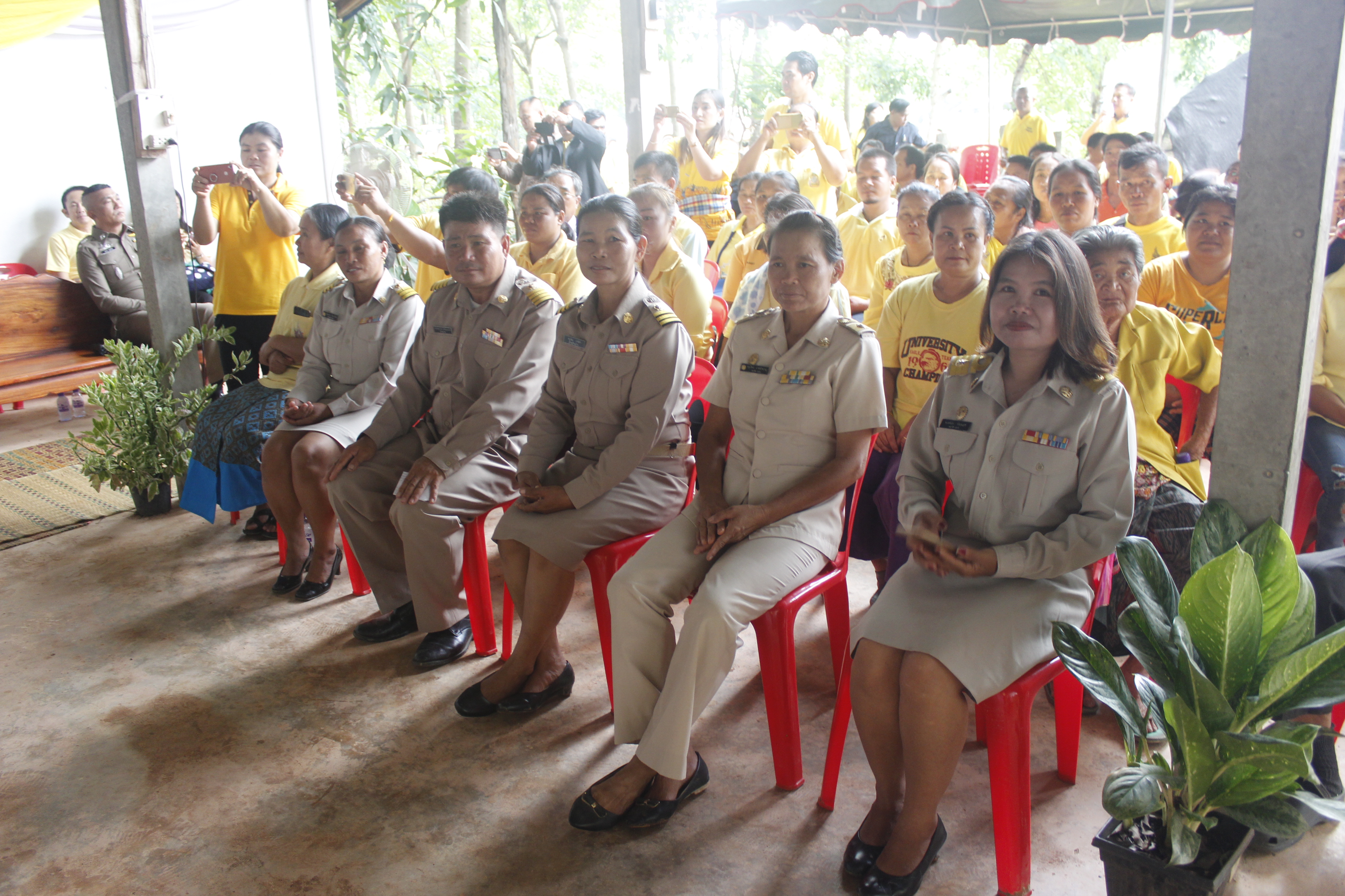 คณะกรรมการคัดสรรกิจกรรมพัฒนาชุมชนดีเด่น ระดับจังหวัด จังหวัดหนองคาย ลงพื้นที่คัดสรรหมู่บ้านเศรษฐกิจพอเพียง “อยู่เย็น เป็นสุข” ณ บ้านโนนประเสริฐ หมู่ที่ 10 ตำบลพระบาทนาสิงห์ อำเภอรัตนวาปี
