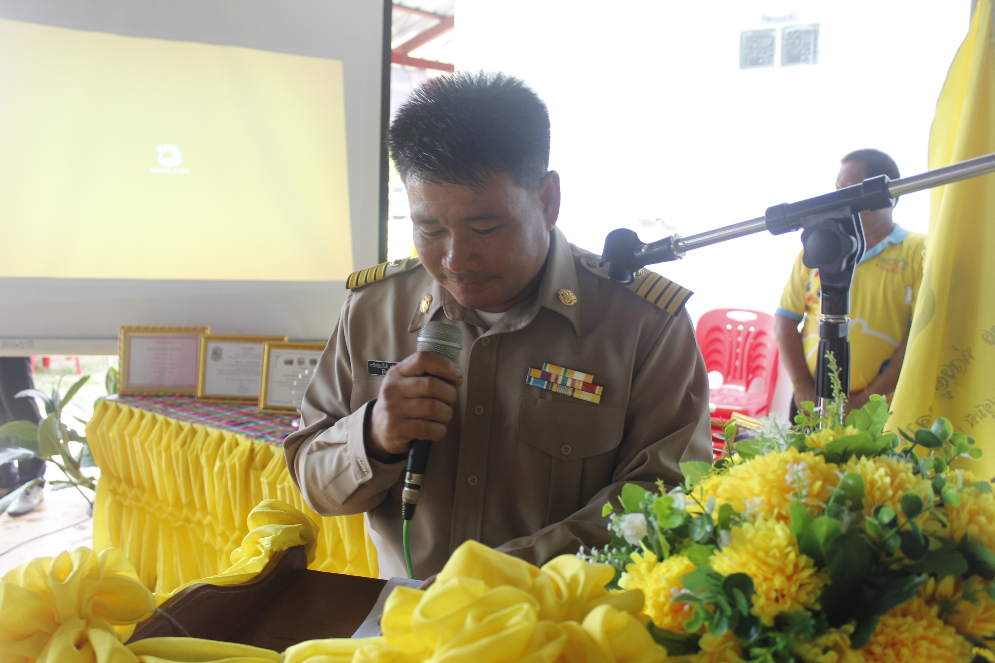 คณะกรรมการคัดสรรกิจกรรมพัฒนาชุมชนดีเด่น ระดับจังหวัด จังหวัดหนองคาย ลงพื้นที่คัดสรรหมู่บ้านเศรษฐกิจพอเพียง “อยู่เย็น เป็นสุข” ณ บ้านโนนประเสริฐ หมู่ที่ 10 ตำบลพระบาทนาสิงห์ อำเภอรัตนวาปี