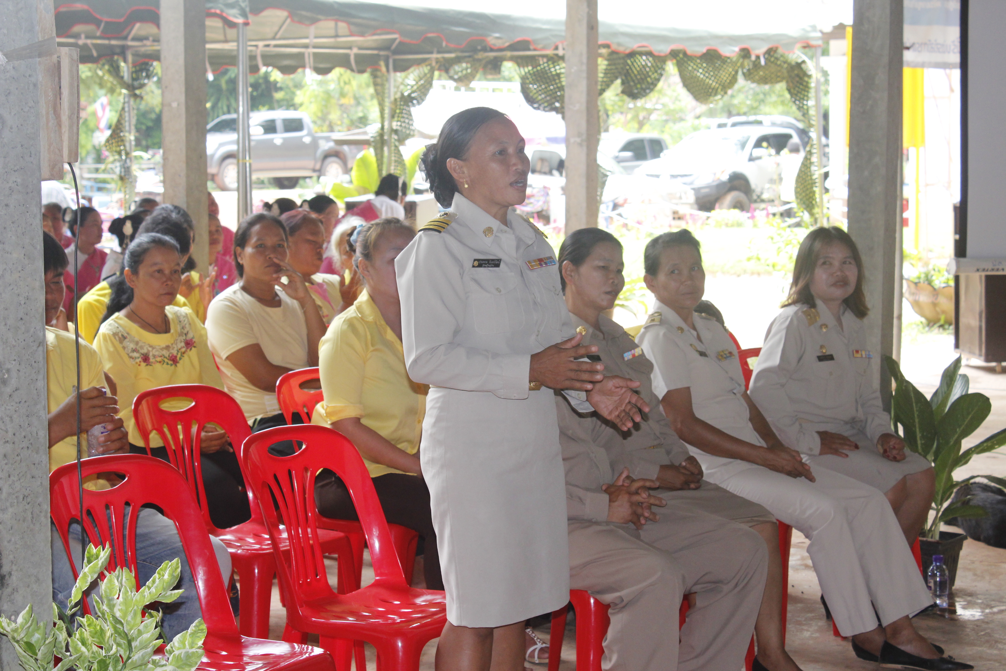 คณะกรรมการคัดสรรกิจกรรมพัฒนาชุมชนดีเด่น ระดับจังหวัด จังหวัดหนองคาย ลงพื้นที่คัดสรรหมู่บ้านเศรษฐกิจพอเพียง “อยู่เย็น เป็นสุข” ณ บ้านโนนประเสริฐ หมู่ที่ 10 ตำบลพระบาทนาสิงห์ อำเภอรัตนวาปี
