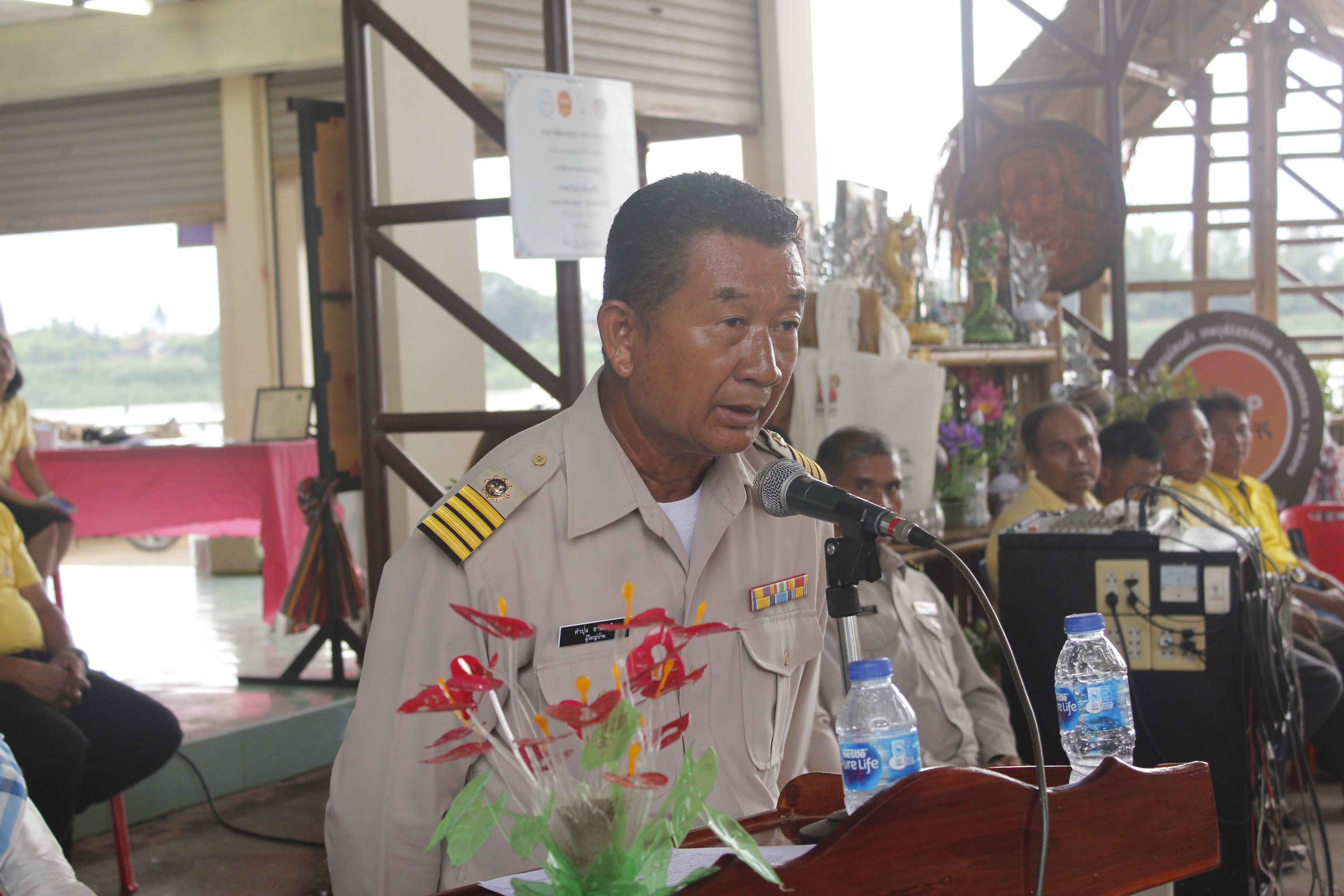 คณะกรรมการคัดสรรกิจกรรมพัฒนาชุมชนดีเด่น ระดับจังหวัด จังหวัดหนองคาย ลงพื้นที่คัดสรรหมู่บ้านเศรษฐกิจพอเพียง “อยู่เย็น เป็นสุข” ณ บ้านหาดคำ หมู่ที่ 2 ตำบลหาดคำ อำเภอเมืองหนองคาย