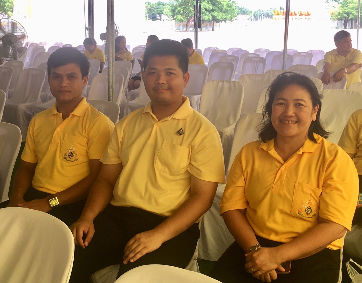 พช.หนองคาย ร่วมพิธีเปิดกรวยถวายราชสักการะหน้าพระฉายาลักษณ์สมเด็จพระเจ้าอยู่หัว พิธีเจริญพระพุทธมนต์ และทำบุญตักบาตร และรับชมการถ่ายทอดสดจากสถานีโทรทัศน์รวมการเฉพาะกิจแห่งประเทศไทย เนื่องในงานพระราชพิธีบรมราชาภิเษก ปีพุทธศักราช 2562