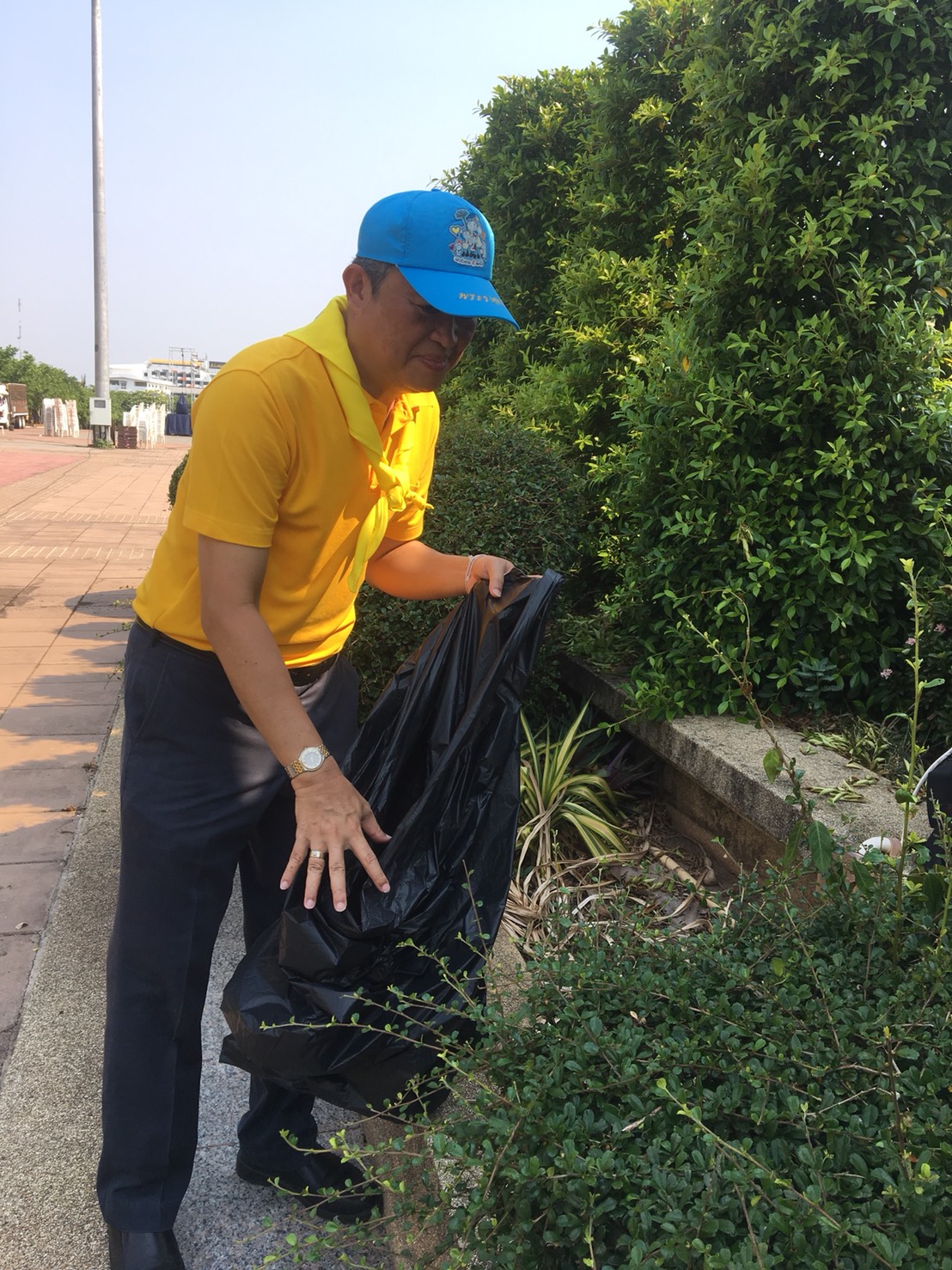 พจ.หนองคาย ร่วมกิจกรรมจิตอาสา “เราทำความ ดี ด้วยหัวใจ” เนื่องในโอกาสมหามงคลพระราชพิธีบรมราชาภิเษก จังหวัดหนองคาย