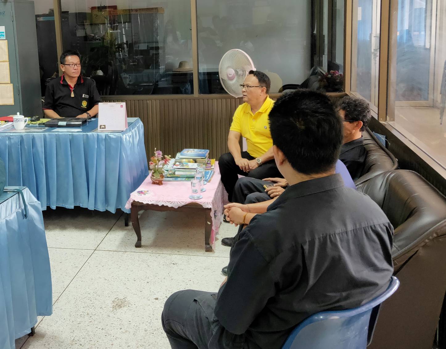 ศูนย์สารสนเทศการพัฒนาชุมชน กรมการพัฒนาชุมชน ติดตามโครงการเช่าวงจรสื่อสัญญาณอินเทอร์เน็ตความเร็วสูง 4 ระดับ