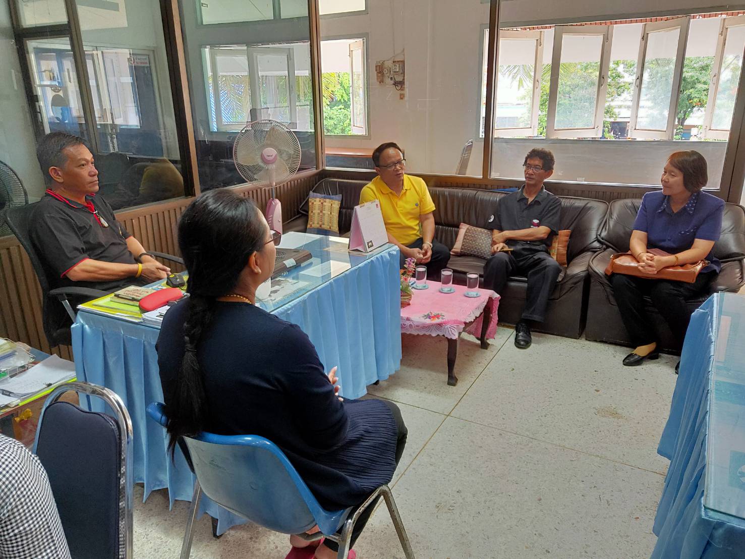 ศูนย์สารสนเทศการพัฒนาชุมชน กรมการพัฒนาชุมชน ติดตามโครงการเช่าวงจรสื่อสัญญาณอินเทอร์เน็ตความเร็วสูง 4 ระดับ