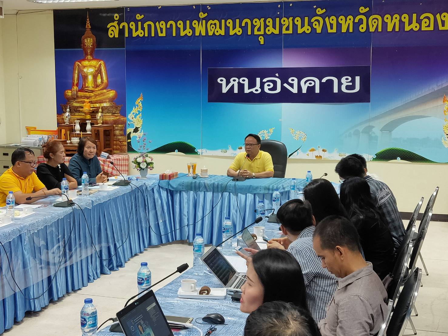 ศูนย์สารสนเทศเพื่อการพัฒนาชุมชน จัดอบรมให้ความรู้ระบบอินเทอร์เน็ตความเร็วสูง และการใช้งานโปรแกรมป้องกันไวรัส แก่บุคลากร พช. หนองคาย