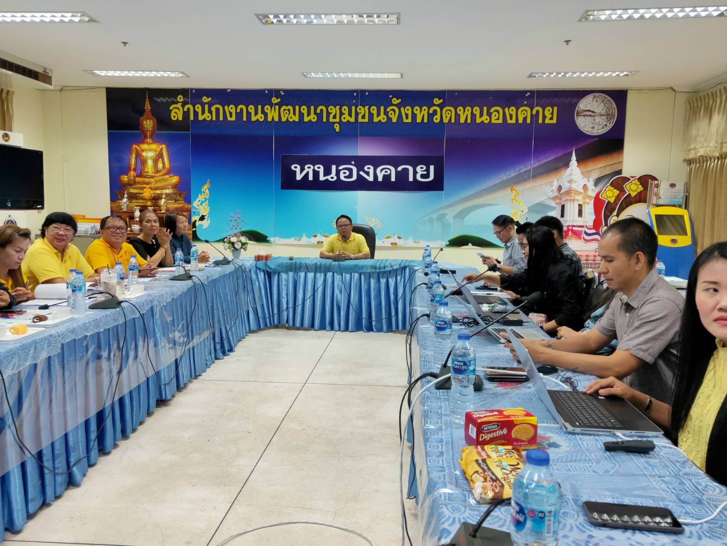 ศูนย์สารสนเทศเพื่อการพัฒนาชุมชน จัดอบรมให้ความรู้ระบบอินเทอร์เน็ตความเร็วสูง และการใช้งานโปรแกรมป้องกันไวรัส แก่บุคลากร พช. หนองคาย