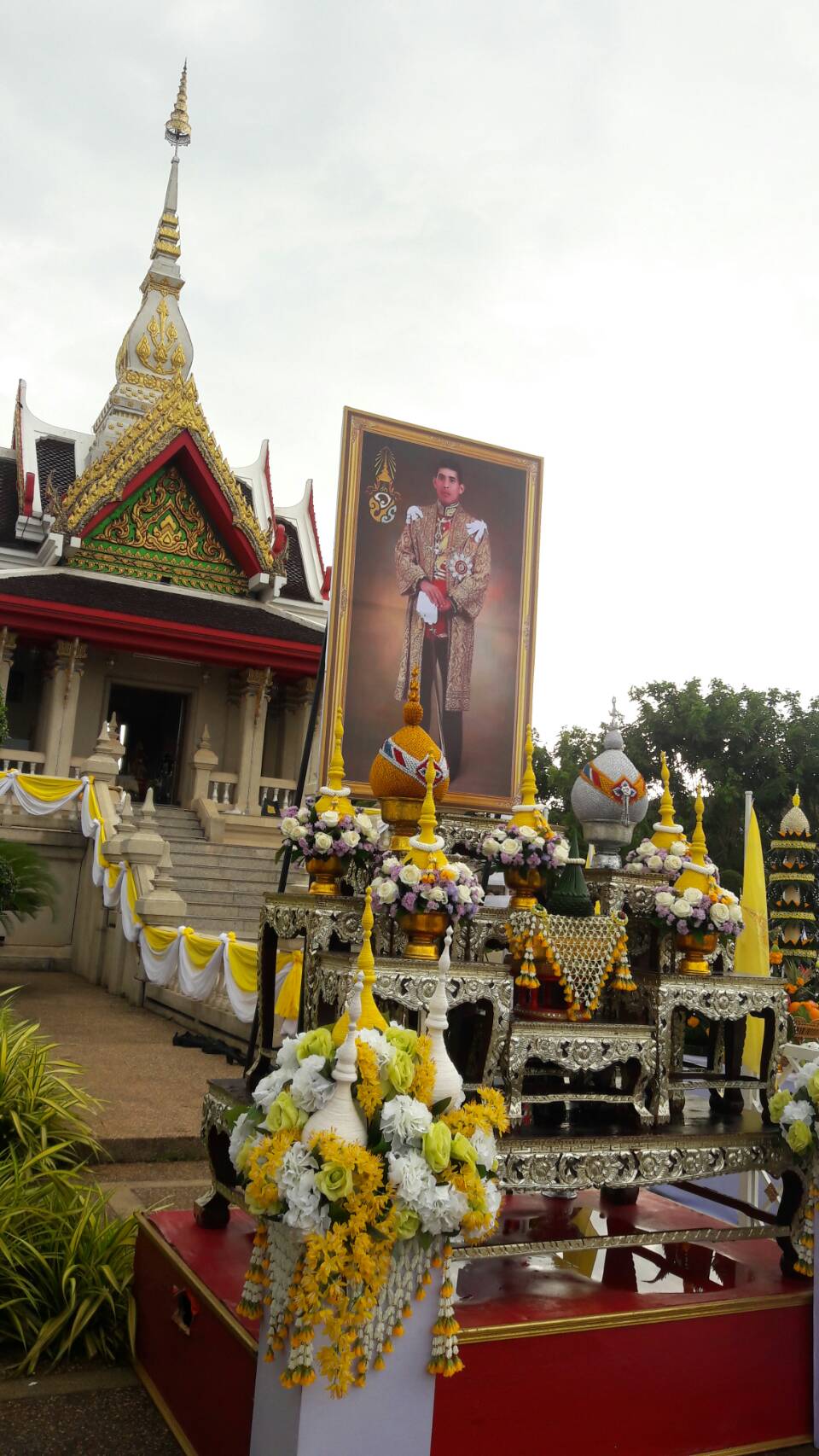 หนองคาย…”รำบรมราชาภิเษกมหากษัตรา บูชาศาลหลักเมืองจังหวัดหนองคาย”