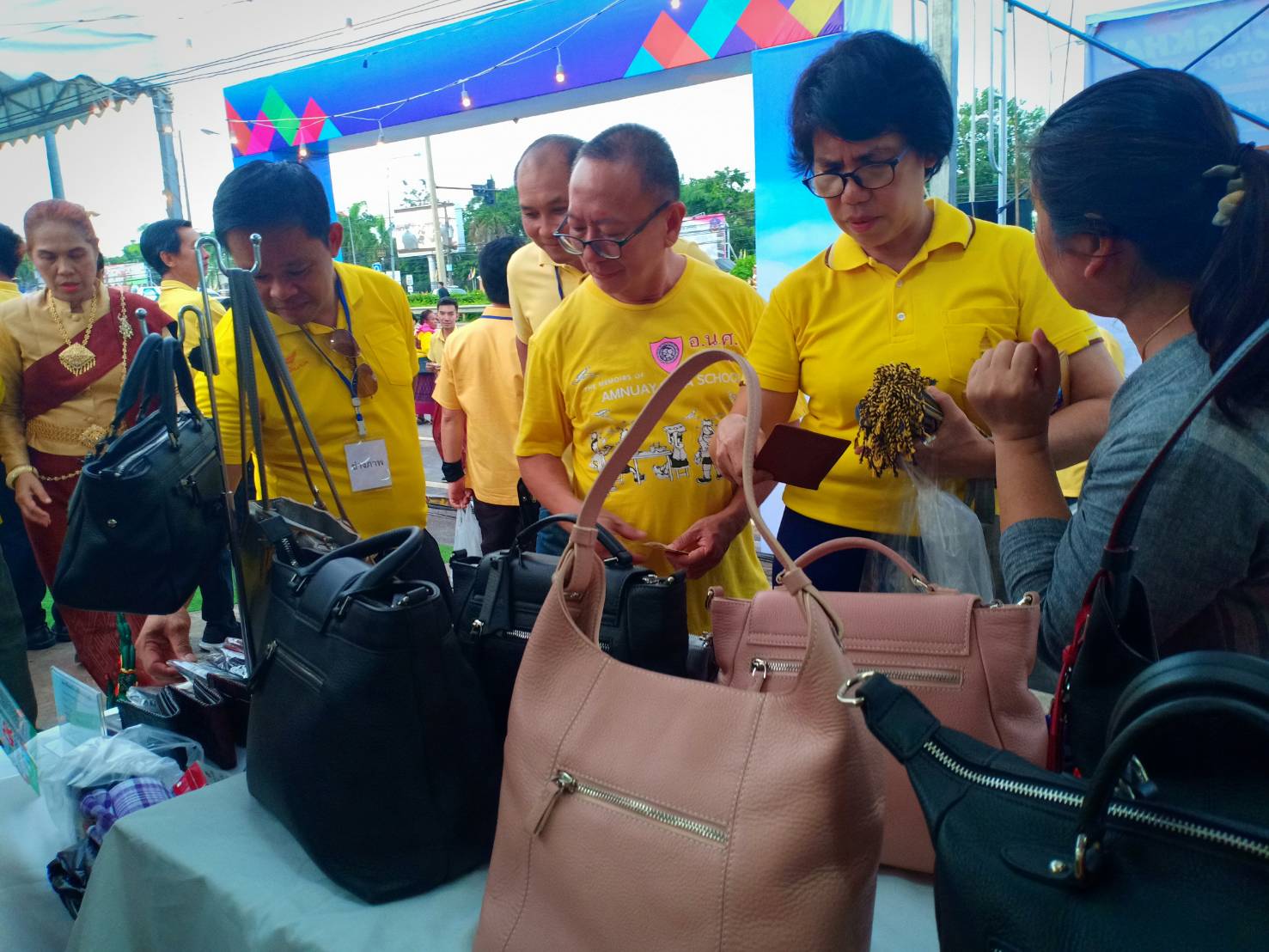 ผู้ว่าฯ หนองคาย เปิดโครงการยกระดับการท่องเที่ยวเชิงประเพณีวัฒนธรรม : กิจกรรมจัดงานนิทรรศการโปรแกรมการท่องเที่ยวโดยชุมชน