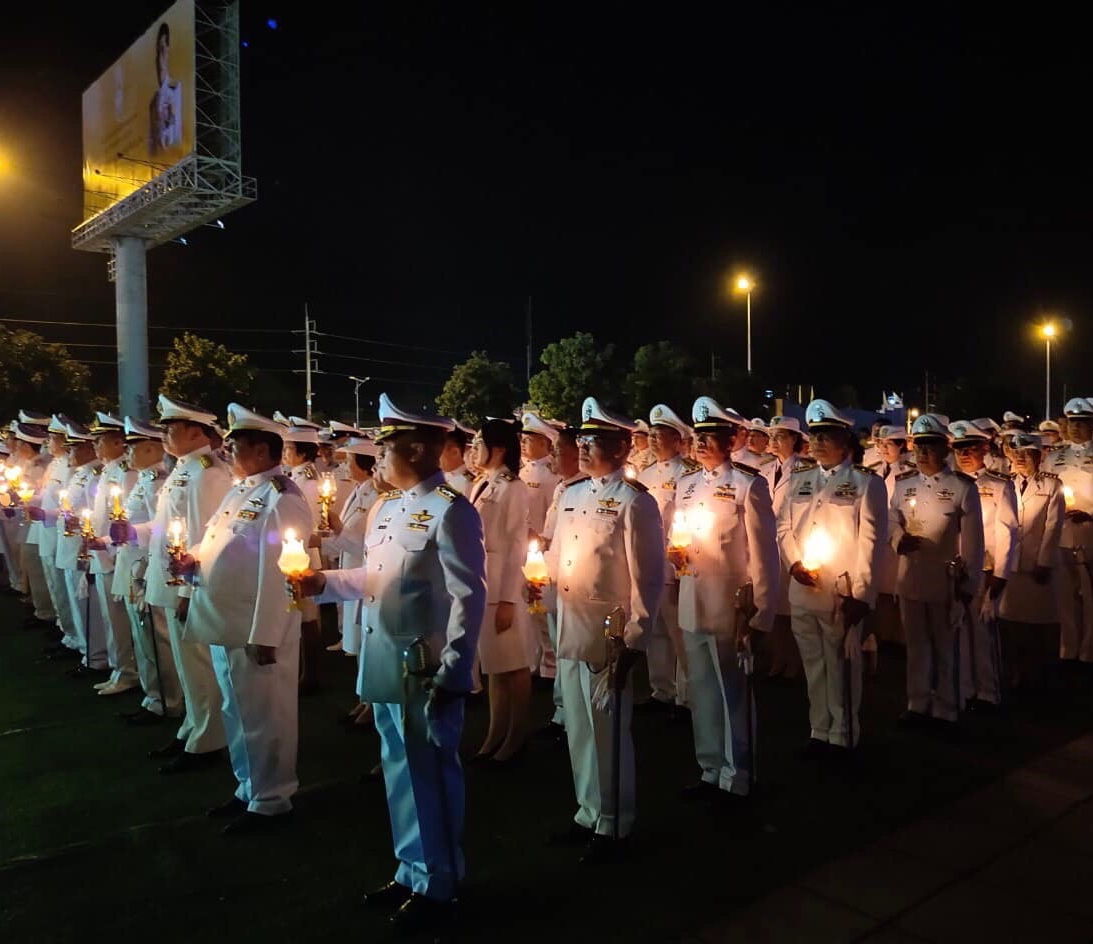 พัฒนาการจังหวัดหนองคาย พิธีถวายเครื่องราชสักการะและจุดเทียนถวายพระพรชัยมงคล เนื่องในโอกาสวันเฉลิมพระชนมพรรษา พระบาทสมเด็จพระเจ้าอยู่หัว