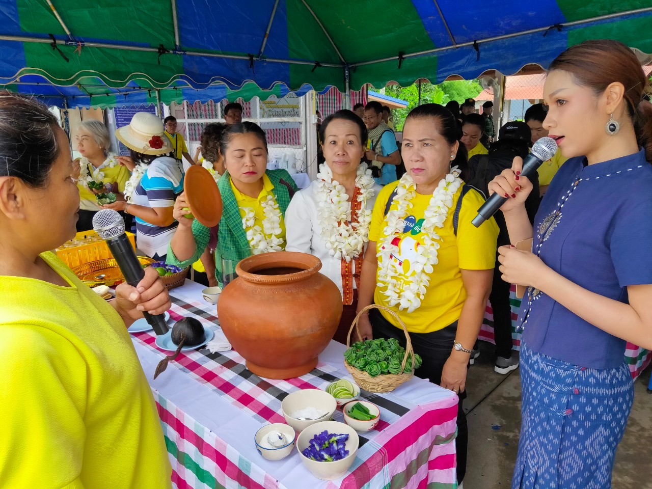 พช.หนองคาย นำส่วนราชการ ภาคเอกชน ท่องเที่ยวเชิงประเพณีวัฒนธรรมโดยชุมชน ณ บ้านโคกซวก อำเภอศรีเชียงใหม่ ตามโครงการ “ยกระดับการท่องเที่ยวเชิงประเพณีวัฒนธรรม กิจกรรมพัฒนายกระดับการท่องเที่ยวเชิงประเพณีวัฒนธรรม (ภาคตะวันออกเฉียงเหนือ)”