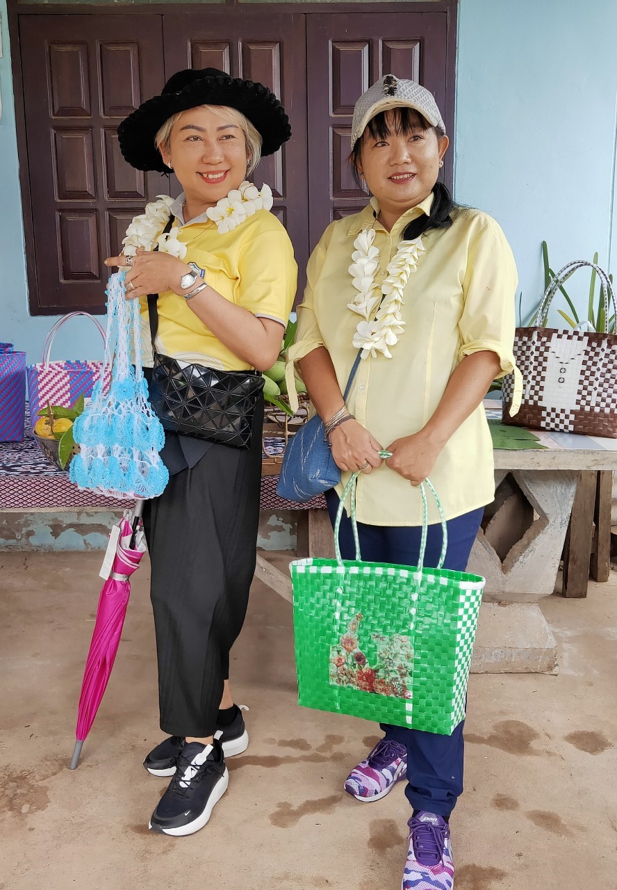 พช.หนองคาย นำส่วนราชการ ภาคเอกชน ท่องเที่ยวเชิงประเพณีวัฒนธรรมโดยชุมชน ณ บ้านโคกซวก อำเภอศรีเชียงใหม่ ตามโครงการ “ยกระดับการท่องเที่ยวเชิงประเพณีวัฒนธรรม กิจกรรมพัฒนายกระดับการท่องเที่ยวเชิงประเพณีวัฒนธรรม (ภาคตะวันออกเฉียงเหนือ)”