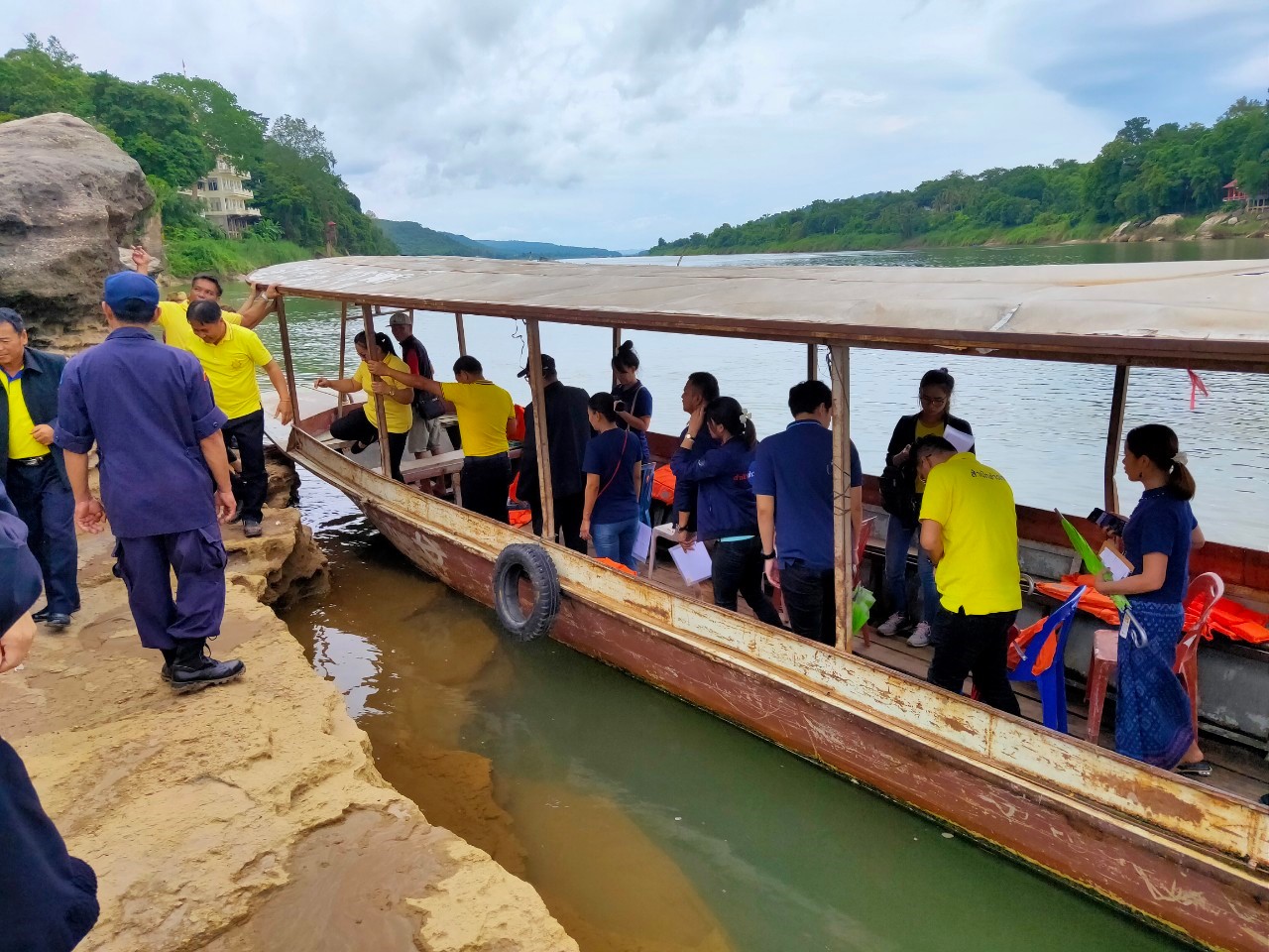 พช.หนองคาย นำส่วนราชการ ภาคเอกชน ท่องเที่ยวเชิงประเพณีวัฒนธรรมโดยชุมชน ณ บ้านโคกซวก อำเภอศรีเชียงใหม่ ตามโครงการ “ยกระดับการท่องเที่ยวเชิงประเพณีวัฒนธรรม กิจกรรมพัฒนายกระดับการท่องเที่ยวเชิงประเพณีวัฒนธรรม (ภาคตะวันออกเฉียงเหนือ)”