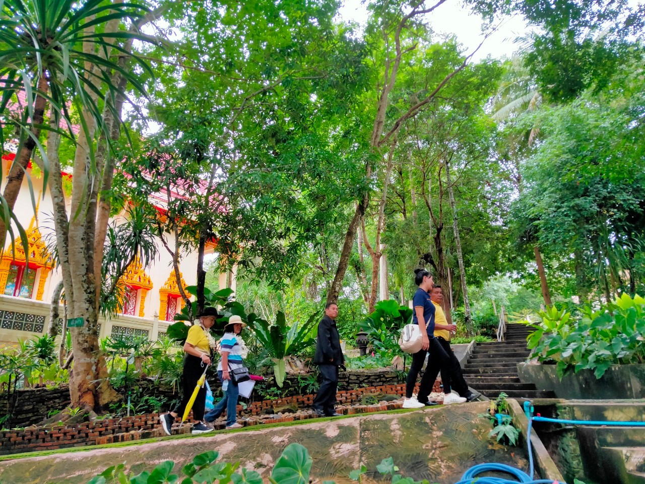 พช.หนองคาย นำส่วนราชการ ภาคเอกชน ท่องเที่ยวเชิงประเพณีวัฒนธรรมโดยชุมชน ณ บ้านโคกซวก อำเภอศรีเชียงใหม่ ตามโครงการ “ยกระดับการท่องเที่ยวเชิงประเพณีวัฒนธรรม กิจกรรมพัฒนายกระดับการท่องเที่ยวเชิงประเพณีวัฒนธรรม (ภาคตะวันออกเฉียงเหนือ)”