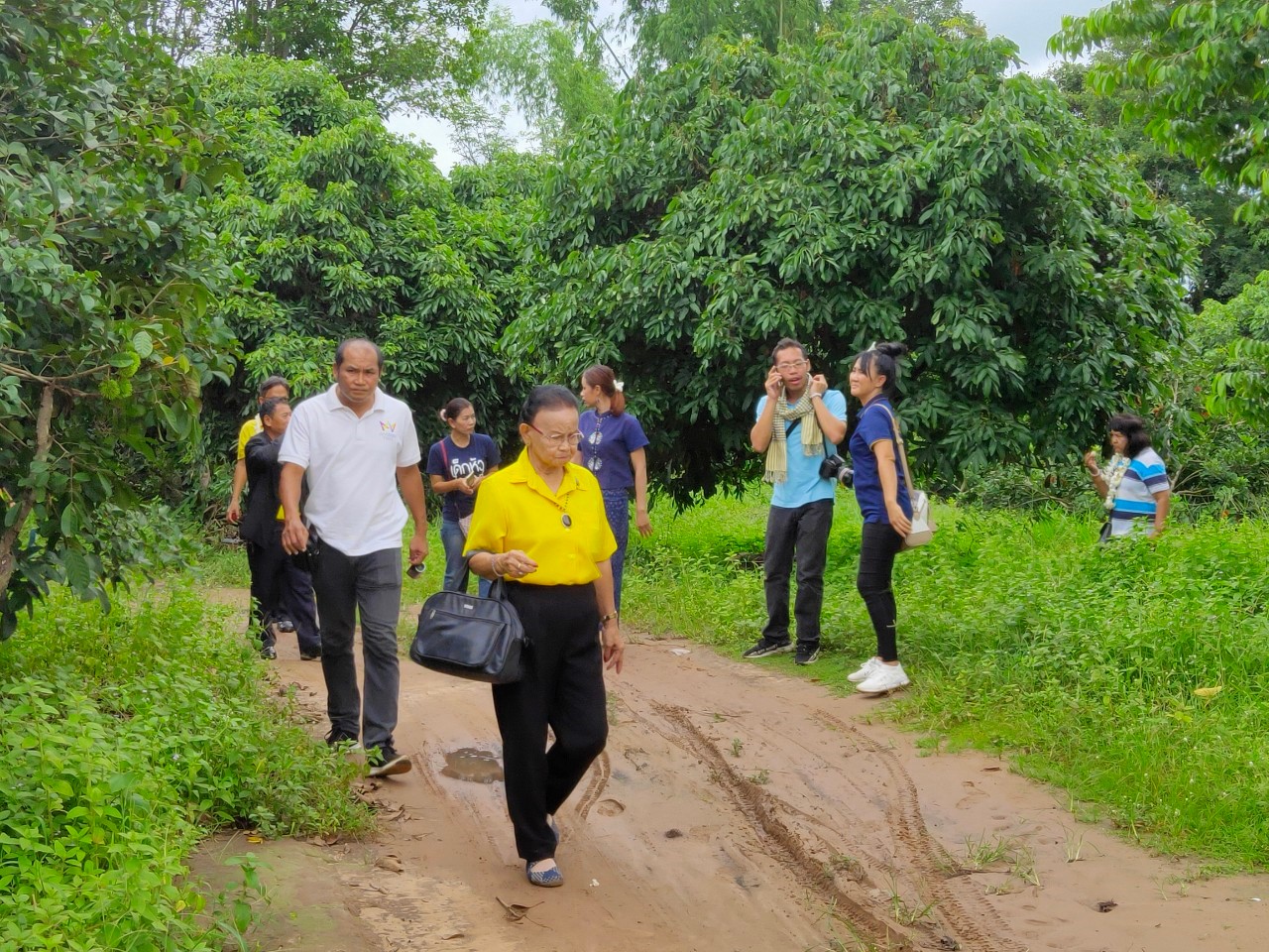 พช.หนองคาย นำส่วนราชการ ภาคเอกชน ท่องเที่ยวเชิงประเพณีวัฒนธรรมโดยชุมชน ณ บ้านโคกซวก อำเภอศรีเชียงใหม่ ตามโครงการ “ยกระดับการท่องเที่ยวเชิงประเพณีวัฒนธรรม กิจกรรมพัฒนายกระดับการท่องเที่ยวเชิงประเพณีวัฒนธรรม (ภาคตะวันออกเฉียงเหนือ)”