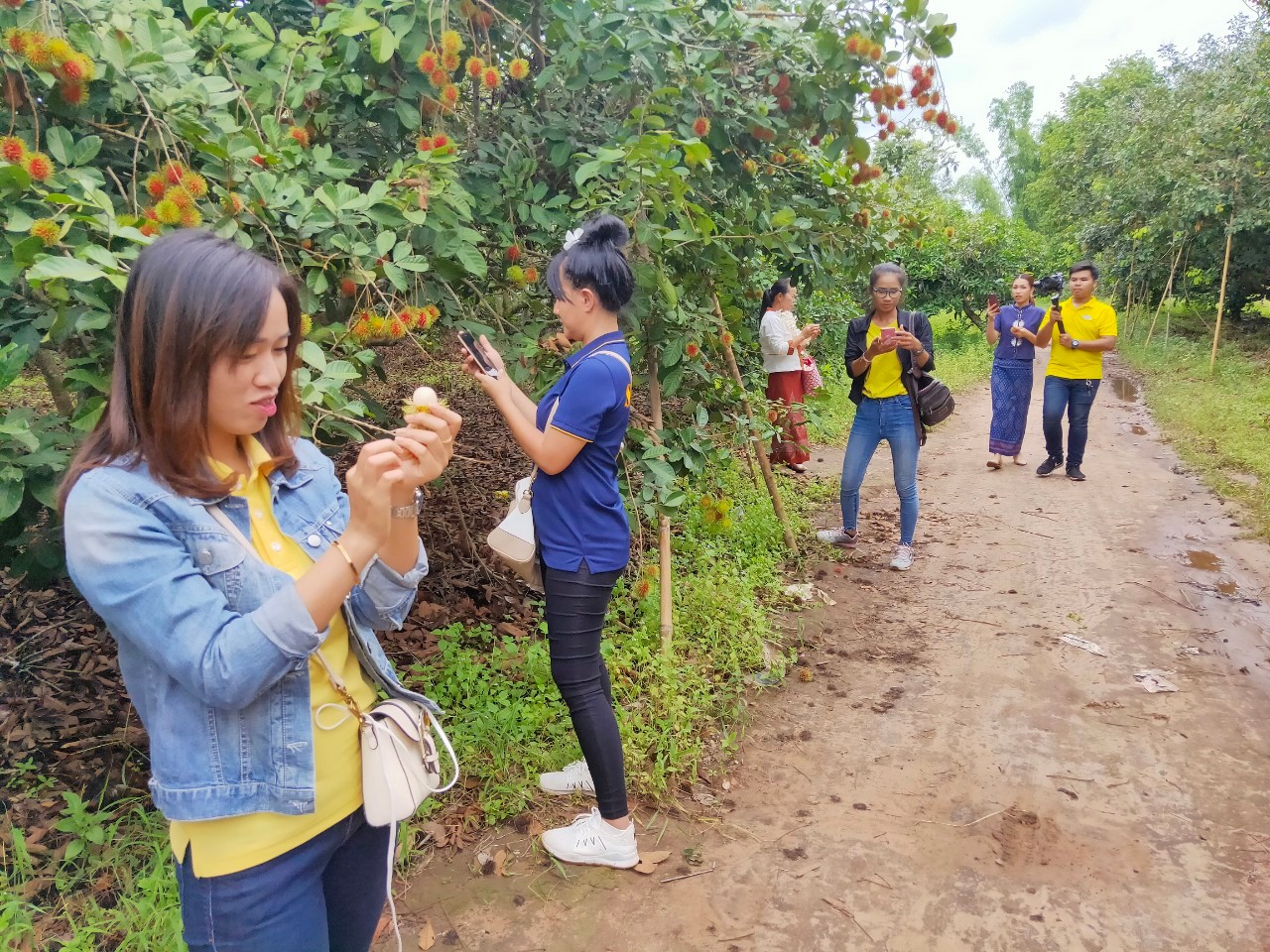 พช.หนองคาย นำส่วนราชการ ภาคเอกชน ท่องเที่ยวเชิงประเพณีวัฒนธรรมโดยชุมชน ณ บ้านโคกซวก อำเภอศรีเชียงใหม่ ตามโครงการ “ยกระดับการท่องเที่ยวเชิงประเพณีวัฒนธรรม กิจกรรมพัฒนายกระดับการท่องเที่ยวเชิงประเพณีวัฒนธรรม (ภาคตะวันออกเฉียงเหนือ)”