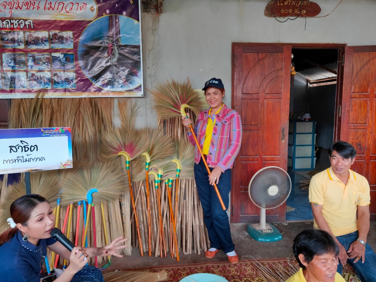 พช.หนองคาย นำส่วนราชการ ภาคเอกชน ท่องเที่ยวเชิงประเพณีวัฒนธรรมโดยชุมชน ณ บ้านโคกซวก อำเภอศรีเชียงใหม่ ตามโครงการ “ยกระดับการท่องเที่ยวเชิงประเพณีวัฒนธรรม กิจกรรมพัฒนายกระดับการท่องเที่ยวเชิงประเพณีวัฒนธรรม (ภาคตะวันออกเฉียงเหนือ)”