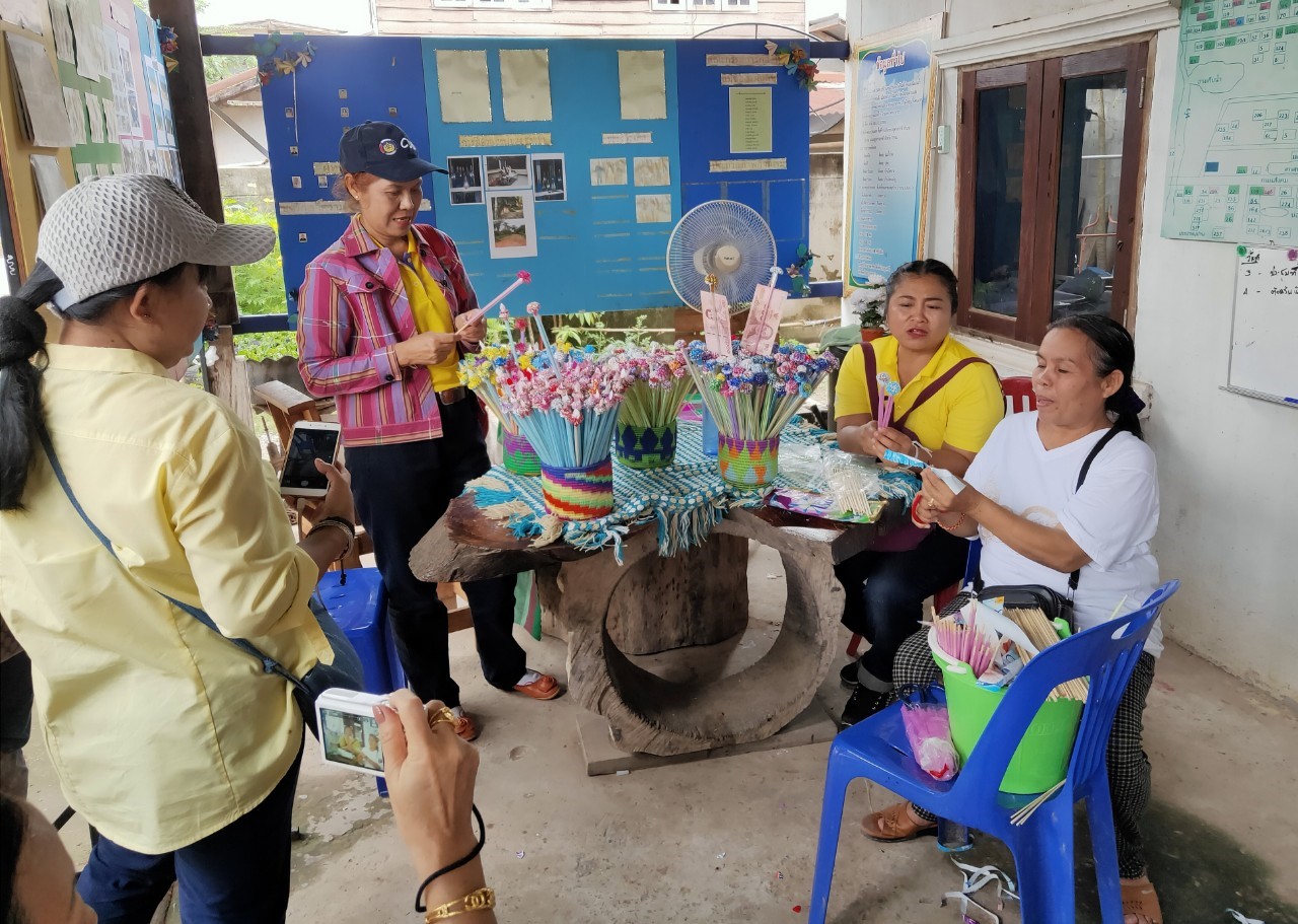 พช.หนองคาย นำส่วนราชการ ภาคเอกชน ท่องเที่ยวเชิงประเพณีวัฒนธรรมโดยชุมชน ณ บ้านโคกซวก อำเภอศรีเชียงใหม่ ตามโครงการ “ยกระดับการท่องเที่ยวเชิงประเพณีวัฒนธรรม กิจกรรมพัฒนายกระดับการท่องเที่ยวเชิงประเพณีวัฒนธรรม (ภาคตะวันออกเฉียงเหนือ)”