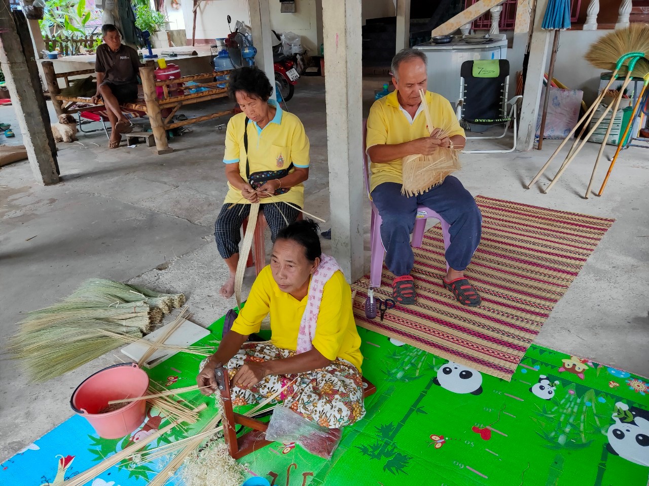 พช.หนองคาย นำส่วนราชการ ภาคเอกชน ท่องเที่ยวเชิงประเพณีวัฒนธรรมโดยชุมชน ณ บ้านโคกซวก อำเภอศรีเชียงใหม่ ตามโครงการ “ยกระดับการท่องเที่ยวเชิงประเพณีวัฒนธรรม กิจกรรมพัฒนายกระดับการท่องเที่ยวเชิงประเพณีวัฒนธรรม (ภาคตะวันออกเฉียงเหนือ)”