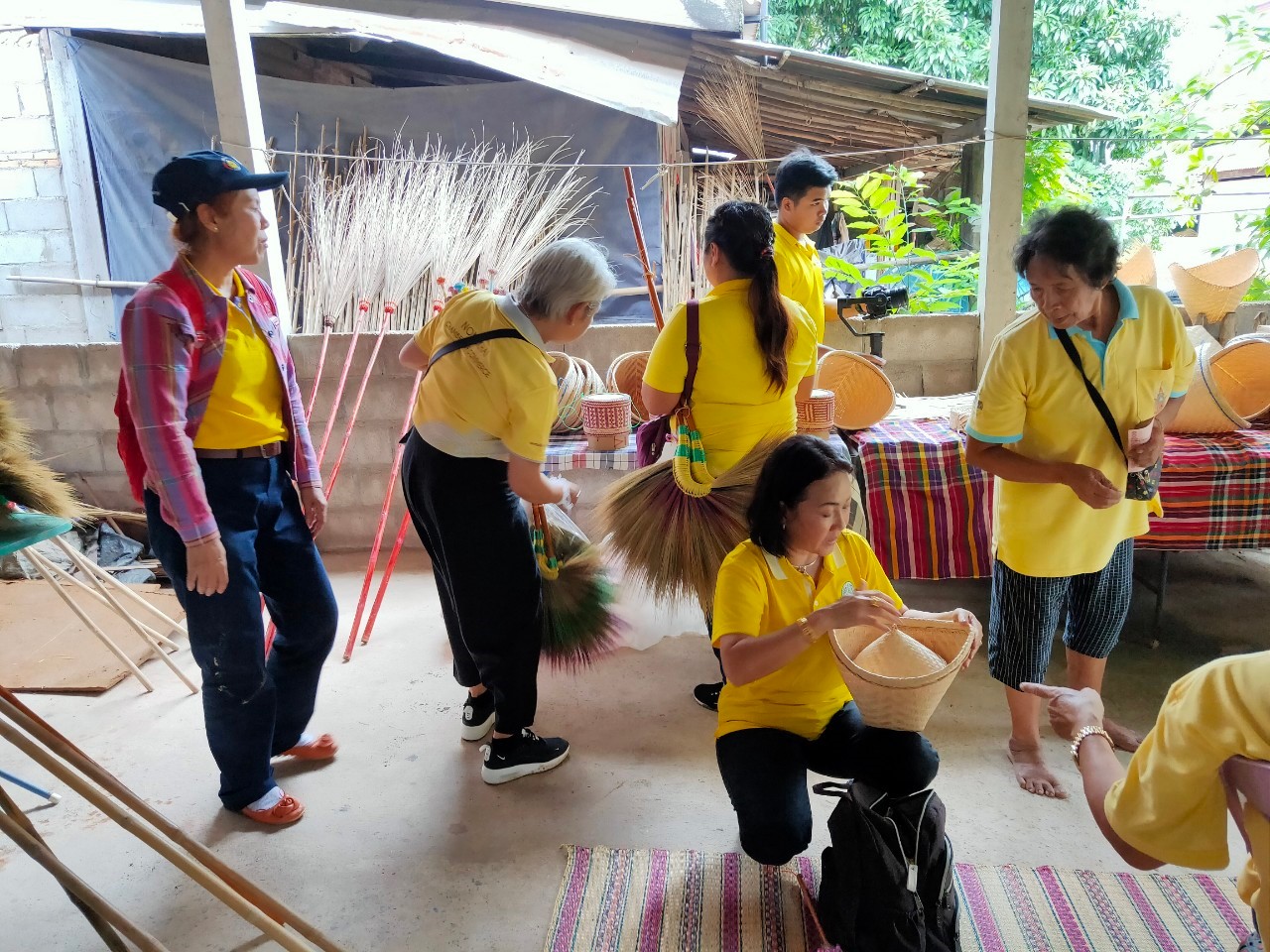 พช.หนองคาย นำส่วนราชการ ภาคเอกชน ท่องเที่ยวเชิงประเพณีวัฒนธรรมโดยชุมชน ณ บ้านโคกซวก อำเภอศรีเชียงใหม่ ตามโครงการ “ยกระดับการท่องเที่ยวเชิงประเพณีวัฒนธรรม กิจกรรมพัฒนายกระดับการท่องเที่ยวเชิงประเพณีวัฒนธรรม (ภาคตะวันออกเฉียงเหนือ)”