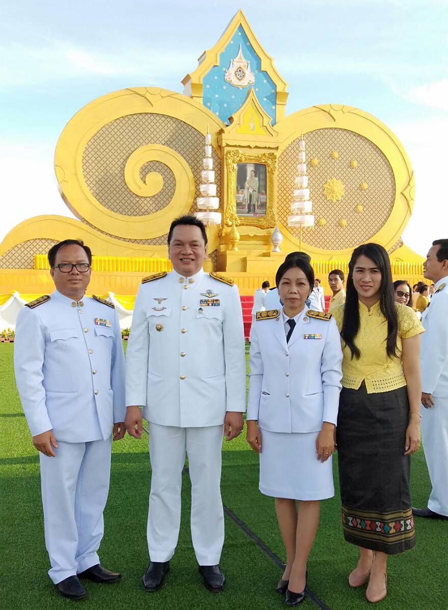 พช.หนองคาย ร่วมพิธีเนื่องในโอกาสวันเฉลิมพระชนมพรรษาพระบาทสมเด็จพระเจ้าอยู่หัว