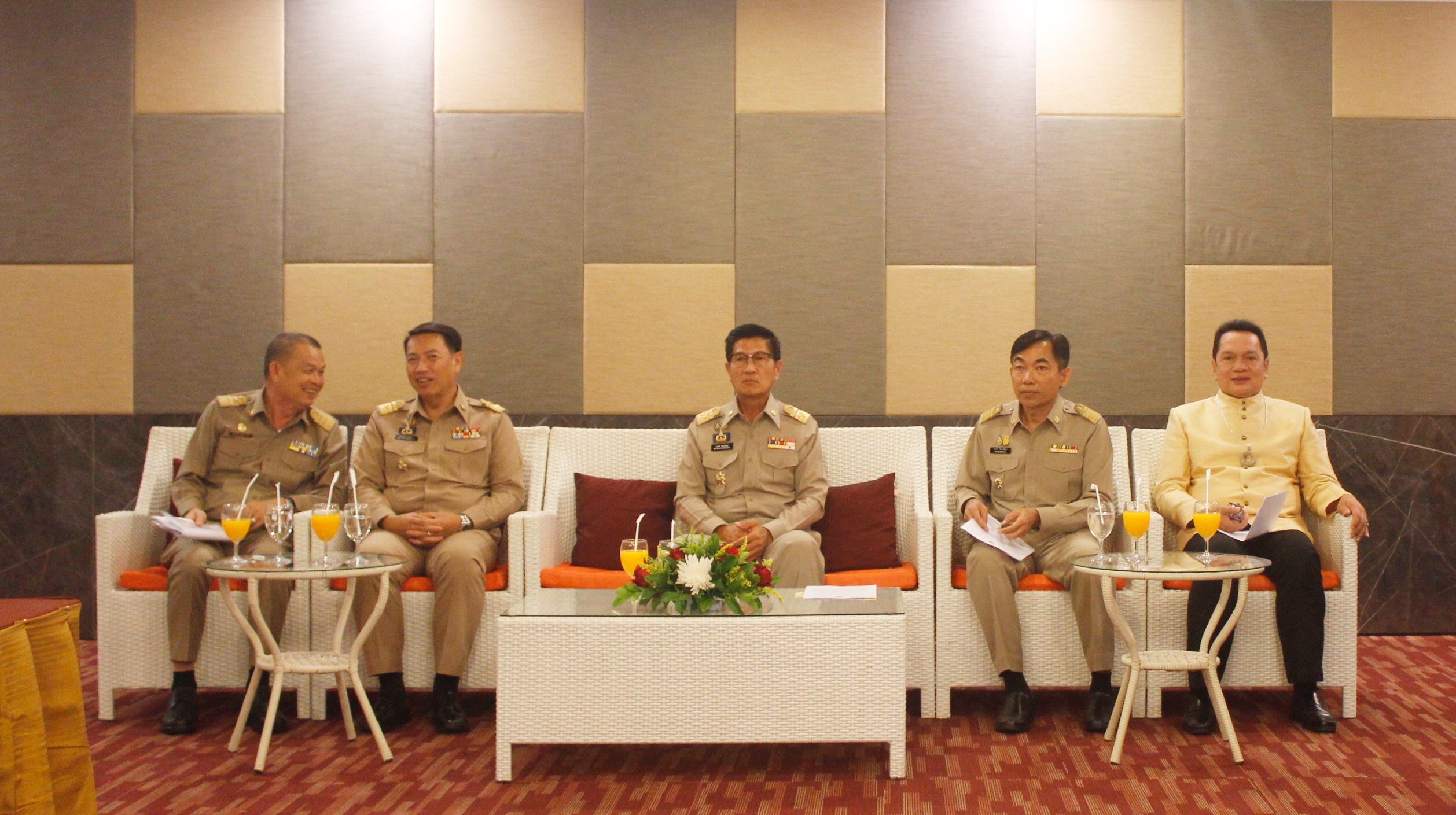 พัฒนาการจังหวัดหนองคาย พบสื่อมวลชน “รำบรมราชาภิเษกมหากษัตรา บูชาศาลหลักเมืองจังหวัดหนองคาย”