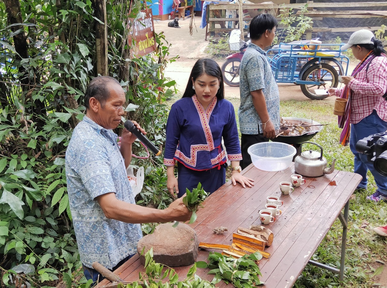 พช.หนองคาย นำส่วนราชการ ภาคเอกชน ท่องเที่ยวเชิงประเพณีวัฒนธรรมโดยชุมชน ณ บ้านจับไม้ อำเภอเฝ้าไร่ ตามโครงการ “ยกระดับการท่องเที่ยวเชิงประเพณีวัฒนธรรม กิจกรรมพัฒนายกระดับการท่องเที่ยวเชิงประเพณีวัฒนธรรม (ภาคตะวันออกเฉียงเหนือ)”