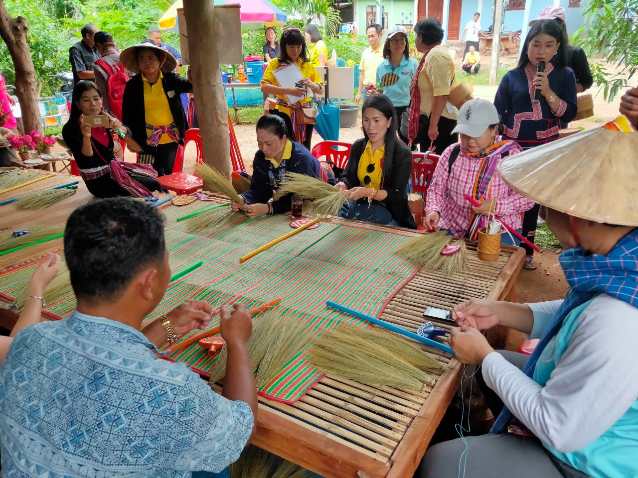 พช.หนองคาย นำส่วนราชการ ภาคเอกชน ท่องเที่ยวเชิงประเพณีวัฒนธรรมโดยชุมชน ณ บ้านจับไม้ อำเภอเฝ้าไร่ ตามโครงการ “ยกระดับการท่องเที่ยวเชิงประเพณีวัฒนธรรม กิจกรรมพัฒนายกระดับการท่องเที่ยวเชิงประเพณีวัฒนธรรม (ภาคตะวันออกเฉียงเหนือ)”