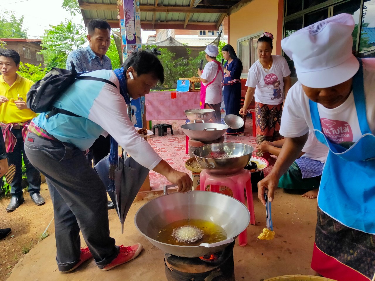พช.หนองคาย นำส่วนราชการ ภาคเอกชน ท่องเที่ยวเชิงประเพณีวัฒนธรรมโดยชุมชน ณ บ้านจับไม้ อำเภอเฝ้าไร่ ตามโครงการ “ยกระดับการท่องเที่ยวเชิงประเพณีวัฒนธรรม กิจกรรมพัฒนายกระดับการท่องเที่ยวเชิงประเพณีวัฒนธรรม (ภาคตะวันออกเฉียงเหนือ)”