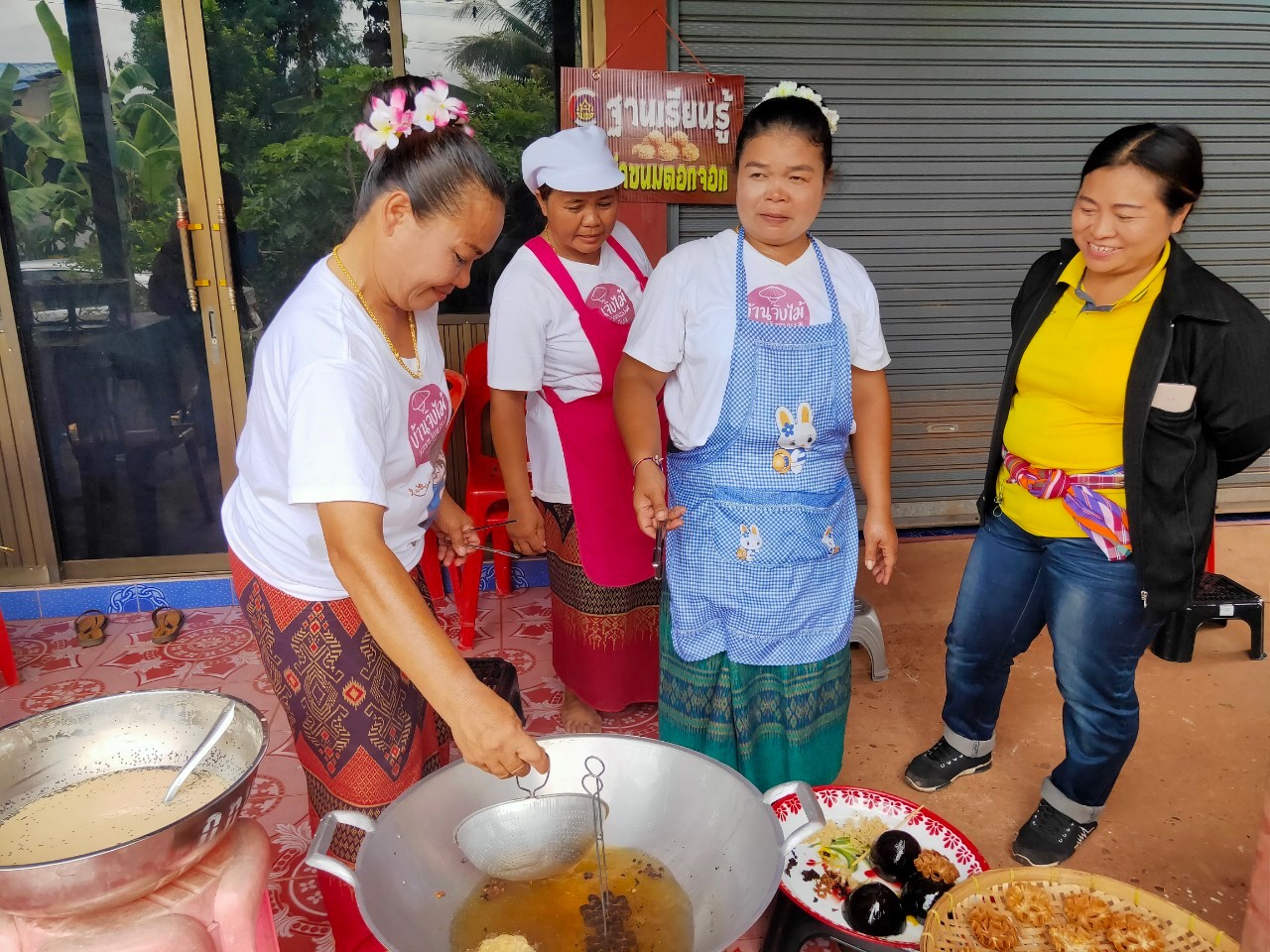 พช.หนองคาย นำส่วนราชการ ภาคเอกชน ท่องเที่ยวเชิงประเพณีวัฒนธรรมโดยชุมชน ณ บ้านจับไม้ อำเภอเฝ้าไร่ ตามโครงการ “ยกระดับการท่องเที่ยวเชิงประเพณีวัฒนธรรม กิจกรรมพัฒนายกระดับการท่องเที่ยวเชิงประเพณีวัฒนธรรม (ภาคตะวันออกเฉียงเหนือ)”