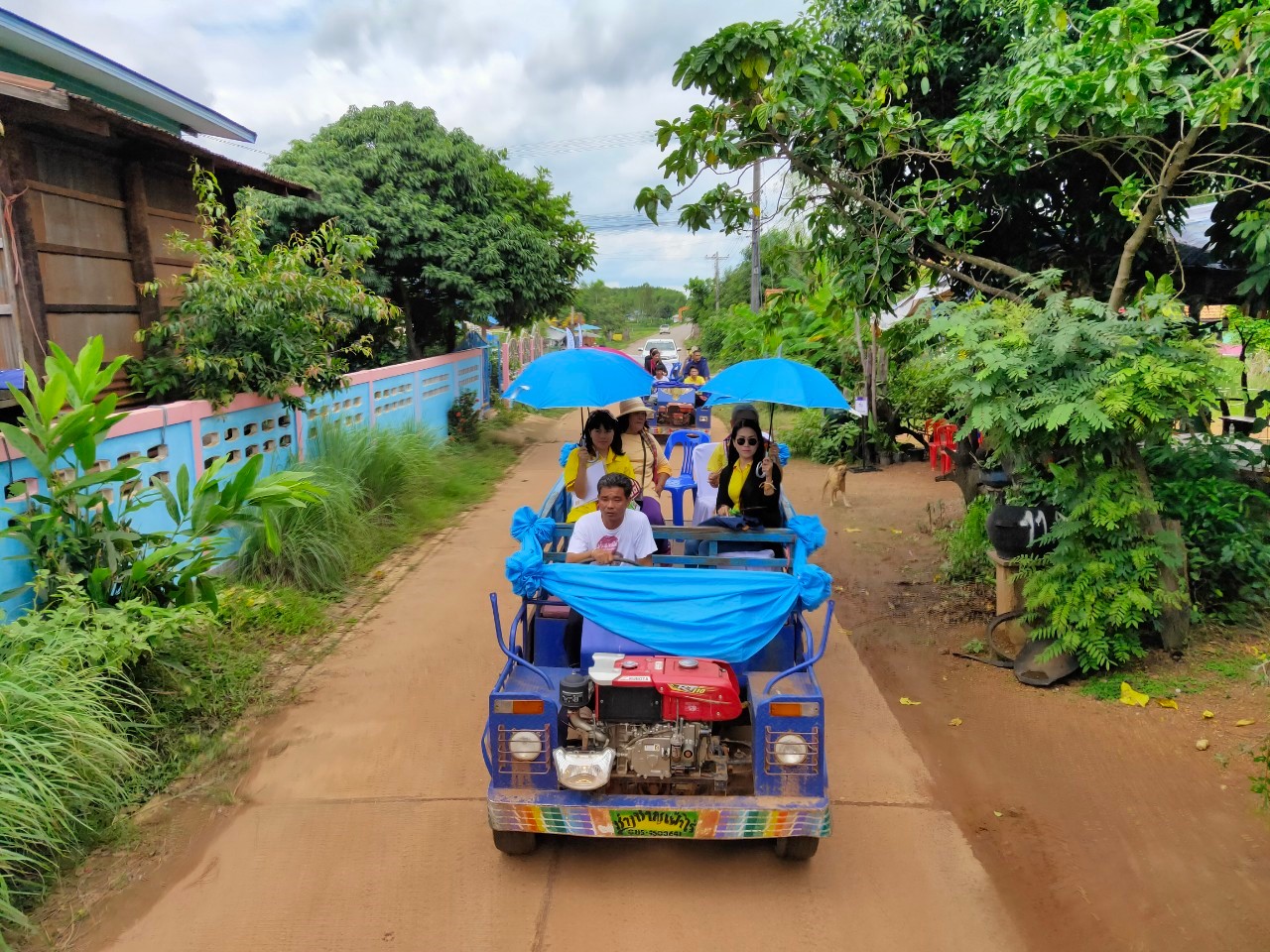 พช.หนองคาย นำส่วนราชการ ภาคเอกชน ท่องเที่ยวเชิงประเพณีวัฒนธรรมโดยชุมชน ณ บ้านจับไม้ อำเภอเฝ้าไร่ ตามโครงการ “ยกระดับการท่องเที่ยวเชิงประเพณีวัฒนธรรม กิจกรรมพัฒนายกระดับการท่องเที่ยวเชิงประเพณีวัฒนธรรม (ภาคตะวันออกเฉียงเหนือ)”