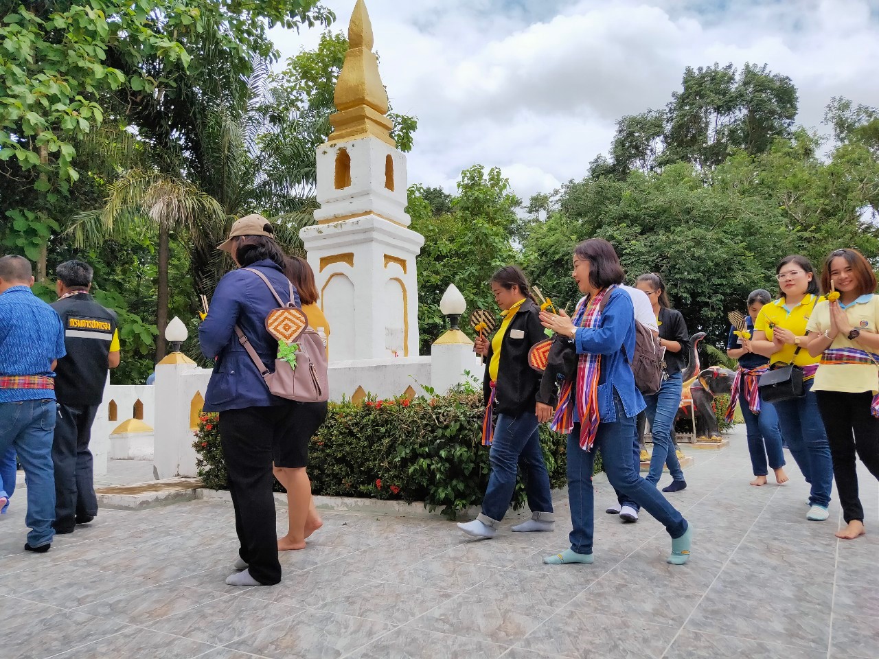 พช.หนองคาย นำส่วนราชการ ภาคเอกชน ท่องเที่ยวเชิงประเพณีวัฒนธรรมโดยชุมชน ณ บ้านจับไม้ อำเภอเฝ้าไร่ ตามโครงการ “ยกระดับการท่องเที่ยวเชิงประเพณีวัฒนธรรม กิจกรรมพัฒนายกระดับการท่องเที่ยวเชิงประเพณีวัฒนธรรม (ภาคตะวันออกเฉียงเหนือ)”