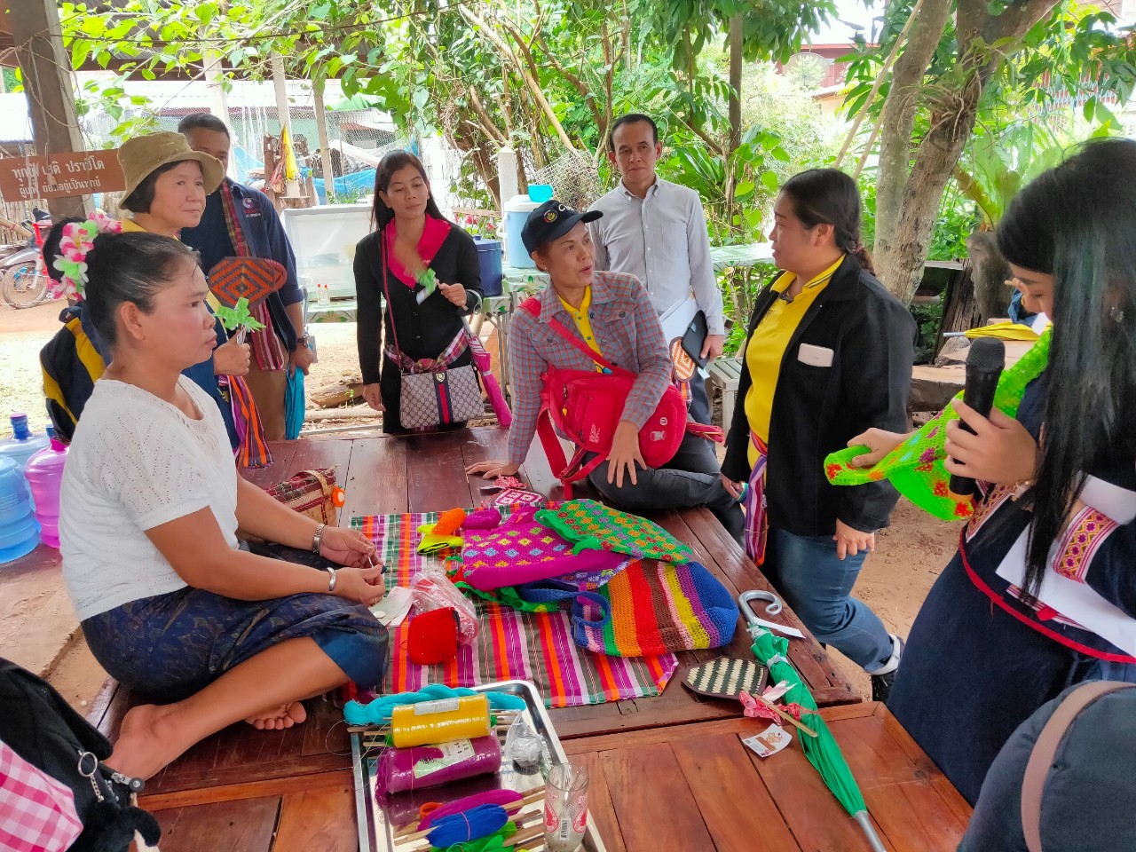 พช.หนองคาย นำส่วนราชการ ภาคเอกชน ท่องเที่ยวเชิงประเพณีวัฒนธรรมโดยชุมชน ณ บ้านจับไม้ อำเภอเฝ้าไร่ ตามโครงการ “ยกระดับการท่องเที่ยวเชิงประเพณีวัฒนธรรม กิจกรรมพัฒนายกระดับการท่องเที่ยวเชิงประเพณีวัฒนธรรม (ภาคตะวันออกเฉียงเหนือ)”