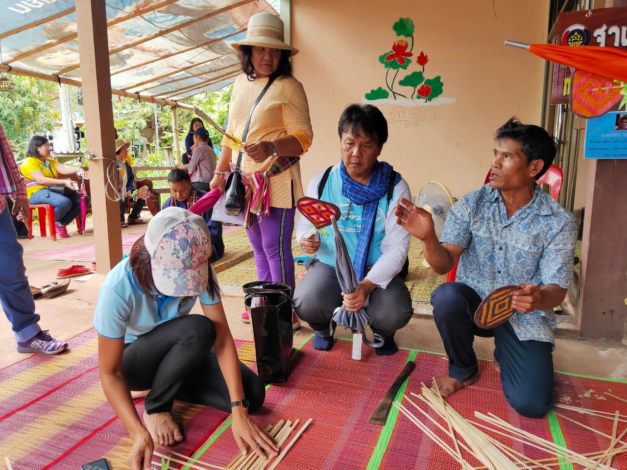 พช.หนองคาย นำส่วนราชการ ภาคเอกชน ท่องเที่ยวเชิงประเพณีวัฒนธรรมโดยชุมชน ณ บ้านจับไม้ อำเภอเฝ้าไร่ ตามโครงการ “ยกระดับการท่องเที่ยวเชิงประเพณีวัฒนธรรม กิจกรรมพัฒนายกระดับการท่องเที่ยวเชิงประเพณีวัฒนธรรม (ภาคตะวันออกเฉียงเหนือ)”