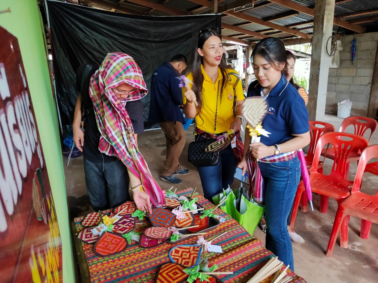 พช.หนองคาย นำส่วนราชการ ภาคเอกชน ท่องเที่ยวเชิงประเพณีวัฒนธรรมโดยชุมชน ณ บ้านจับไม้ อำเภอเฝ้าไร่ ตามโครงการ “ยกระดับการท่องเที่ยวเชิงประเพณีวัฒนธรรม กิจกรรมพัฒนายกระดับการท่องเที่ยวเชิงประเพณีวัฒนธรรม (ภาคตะวันออกเฉียงเหนือ)”
