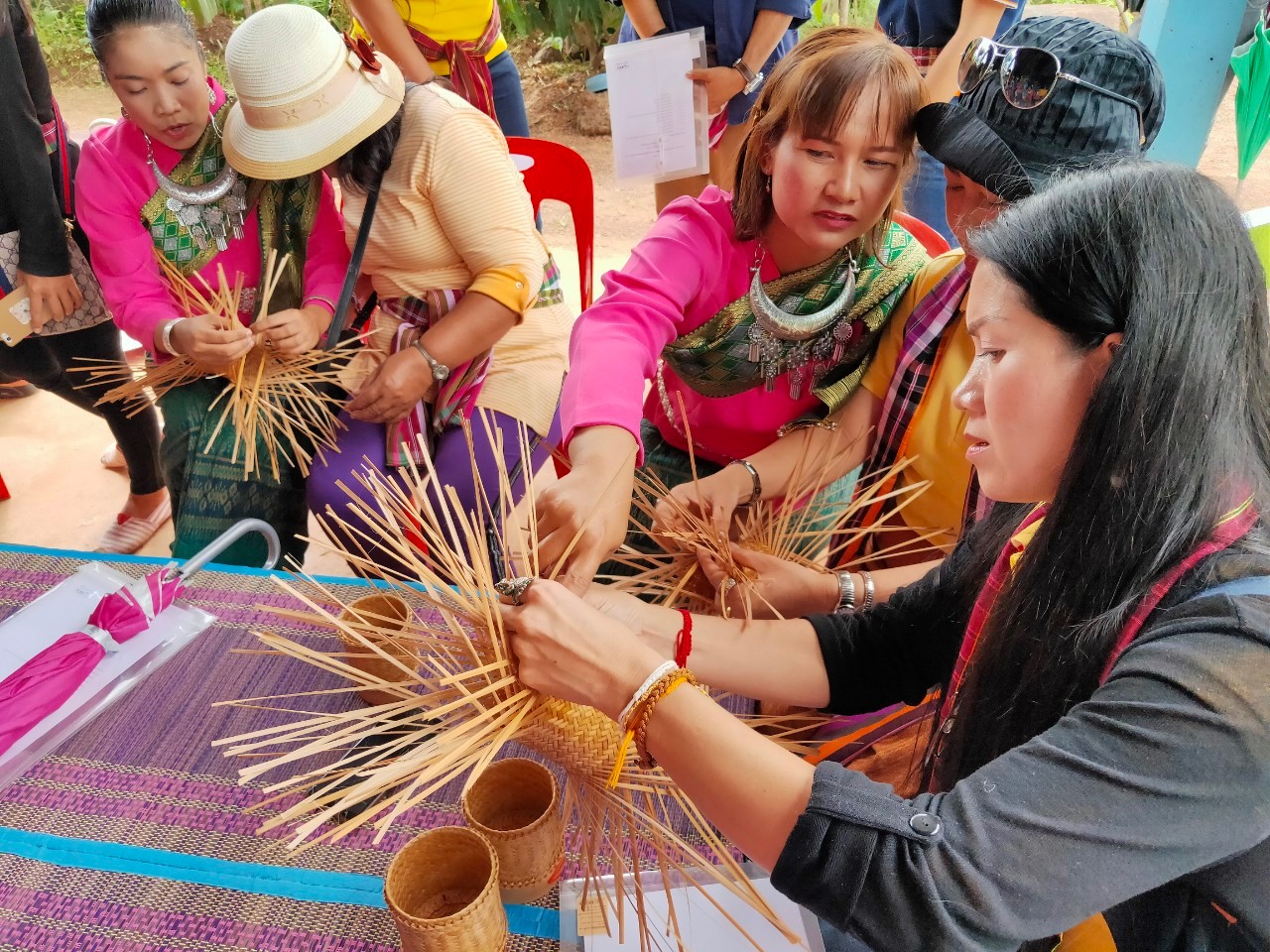 พช.หนองคาย นำส่วนราชการ ภาคเอกชน ท่องเที่ยวเชิงประเพณีวัฒนธรรมโดยชุมชน ณ บ้านจับไม้ อำเภอเฝ้าไร่ ตามโครงการ “ยกระดับการท่องเที่ยวเชิงประเพณีวัฒนธรรม กิจกรรมพัฒนายกระดับการท่องเที่ยวเชิงประเพณีวัฒนธรรม (ภาคตะวันออกเฉียงเหนือ)”