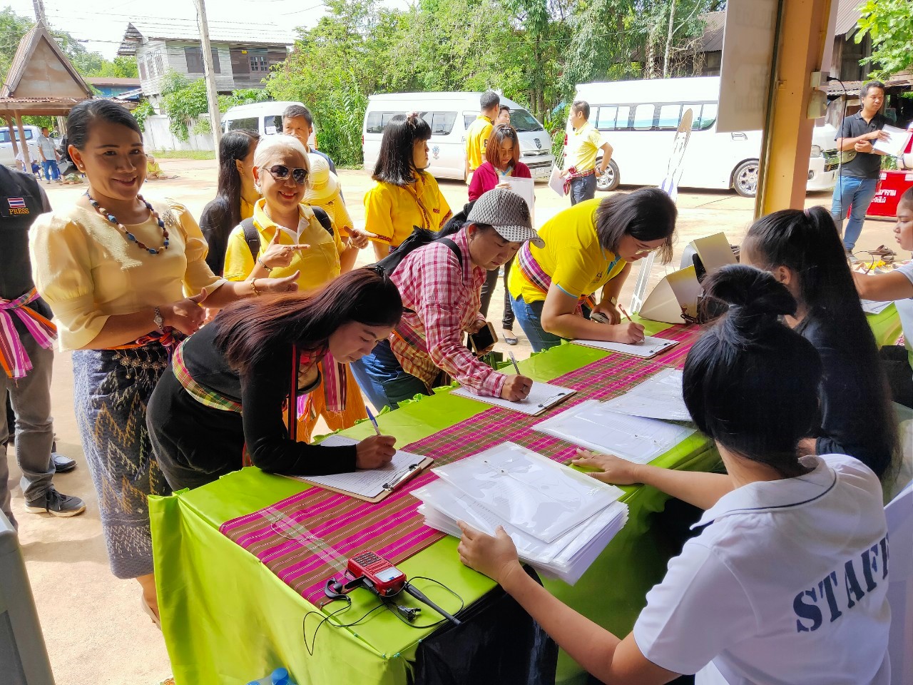 พช.หนองคาย นำส่วนราชการ ภาคเอกชน ท่องเที่ยวเชิงประเพณีวัฒนธรรมโดยชุมชน ณ บ้านจับไม้ อำเภอเฝ้าไร่ ตามโครงการ “ยกระดับการท่องเที่ยวเชิงประเพณีวัฒนธรรม กิจกรรมพัฒนายกระดับการท่องเที่ยวเชิงประเพณีวัฒนธรรม (ภาคตะวันออกเฉียงเหนือ)”
