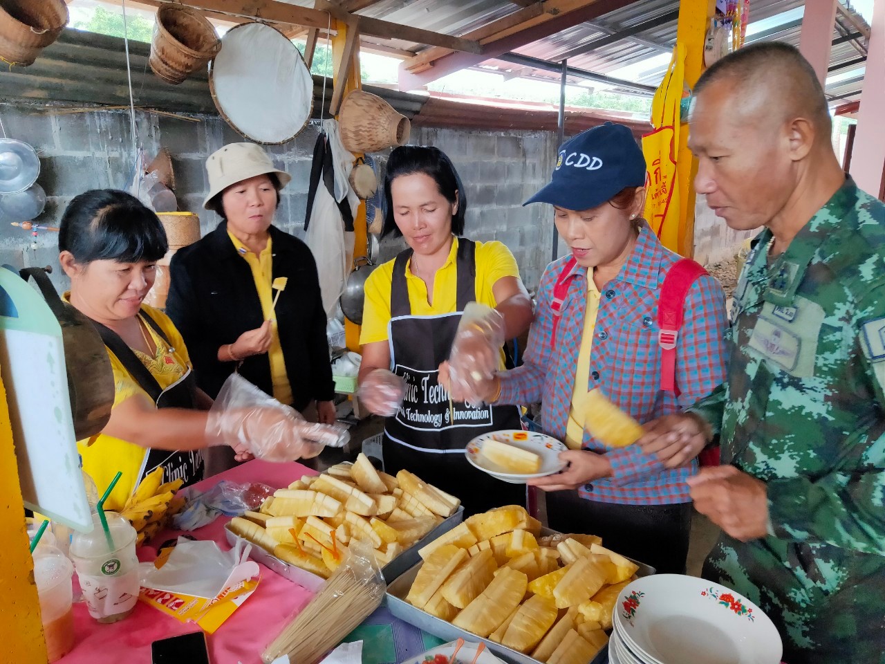 พช.หนองคาย นำส่วนราชการ ภาคเอกชน ท่องเที่ยวเชิงประเพณีวัฒนธรรมโดยชุมชน ณ บ้านหนองคอน อำเภอรัตนวาปี ตามโครงการ “ยกระดับการท่องเที่ยวเชิงประเพณีวัฒนธรรม กิจกรรมพัฒนายกระดับการท่องเที่ยวเชิงประเพณีวัฒนธรรม (ภาคตะวันออกเฉียงเหนือ)”