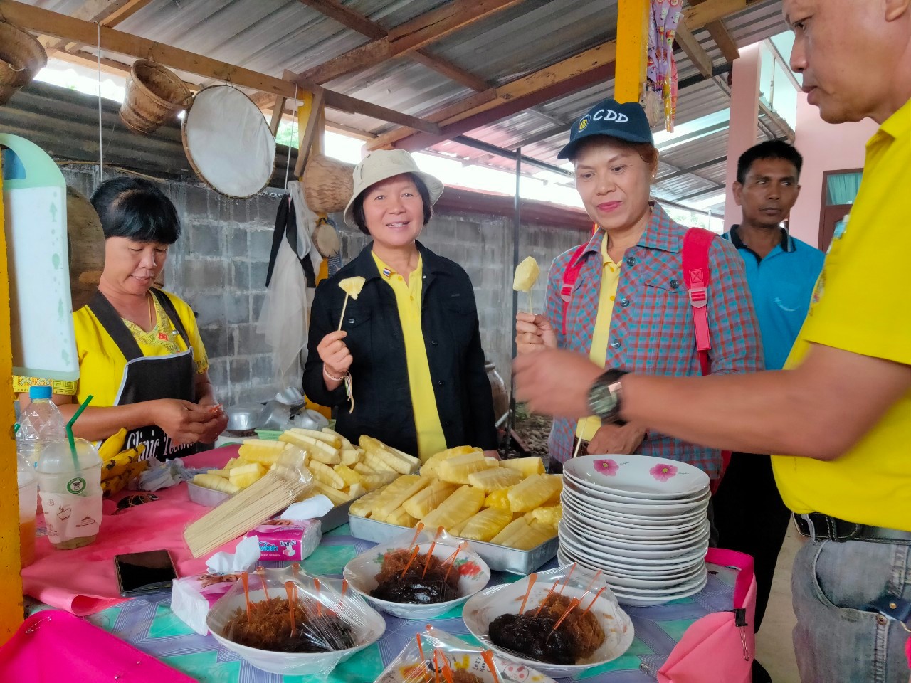 พช.หนองคาย นำส่วนราชการ ภาคเอกชน ท่องเที่ยวเชิงประเพณีวัฒนธรรมโดยชุมชน ณ บ้านหนองคอน อำเภอรัตนวาปี ตามโครงการ “ยกระดับการท่องเที่ยวเชิงประเพณีวัฒนธรรม กิจกรรมพัฒนายกระดับการท่องเที่ยวเชิงประเพณีวัฒนธรรม (ภาคตะวันออกเฉียงเหนือ)”