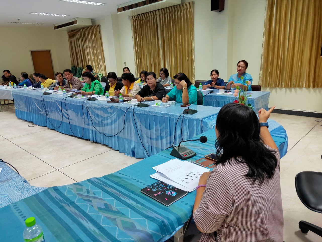 หนองคาย … ประชุมกลุ่มเป้าหมายในการขับเคลื่อนการพัฒนาเศรษฐกิจฐานรากและประชารัฐ ตามโครงการขับเคลื่อนการสร้างสัมมาชีพชุมชนตามแนวทางประชารัฐ