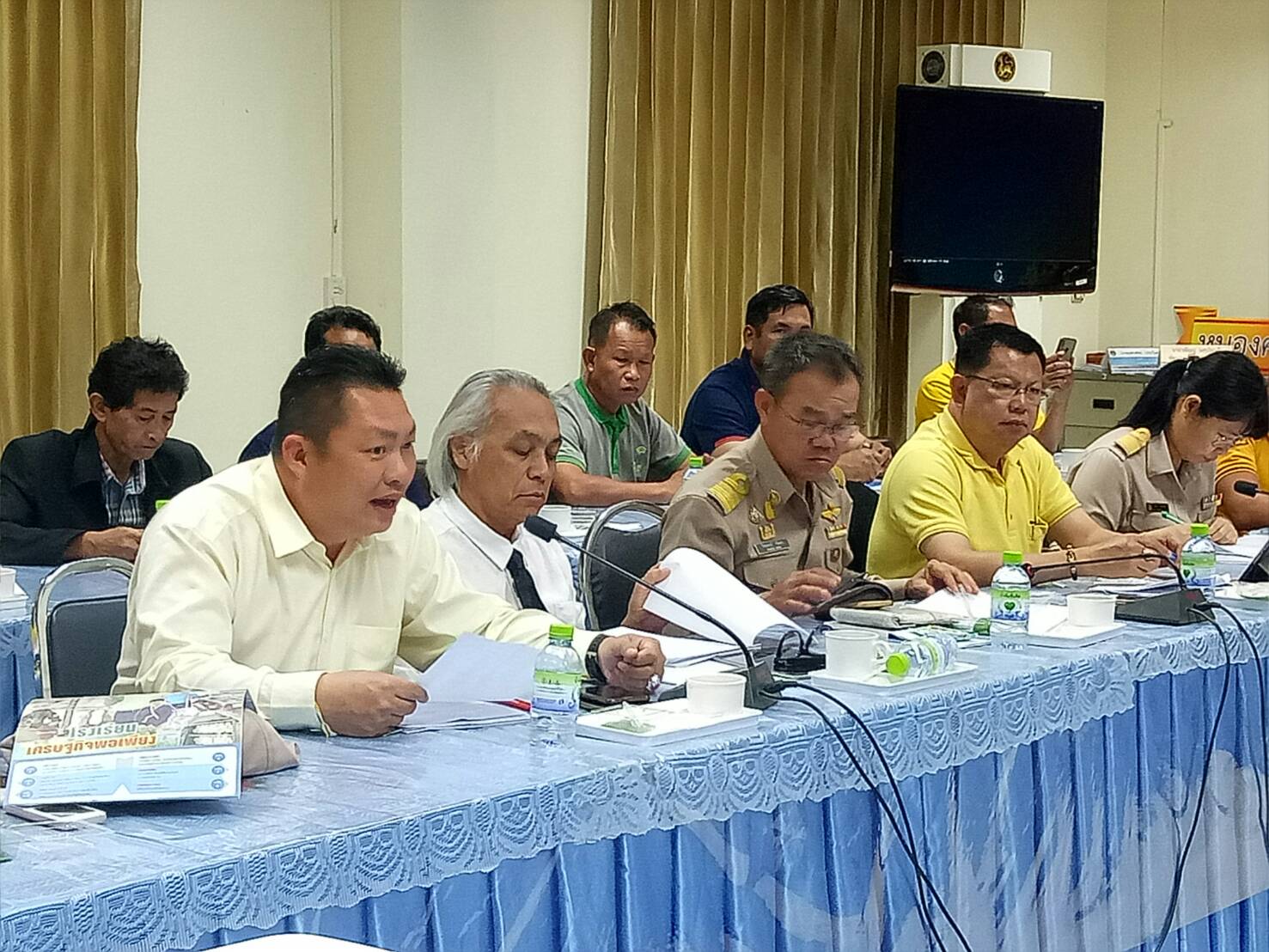 จังหวัดหนองคาย จัดการประชุมคณะทำงานขับเคลื่อนการพัฒนาเศรษฐกิจฐานรากและประชารัฐ