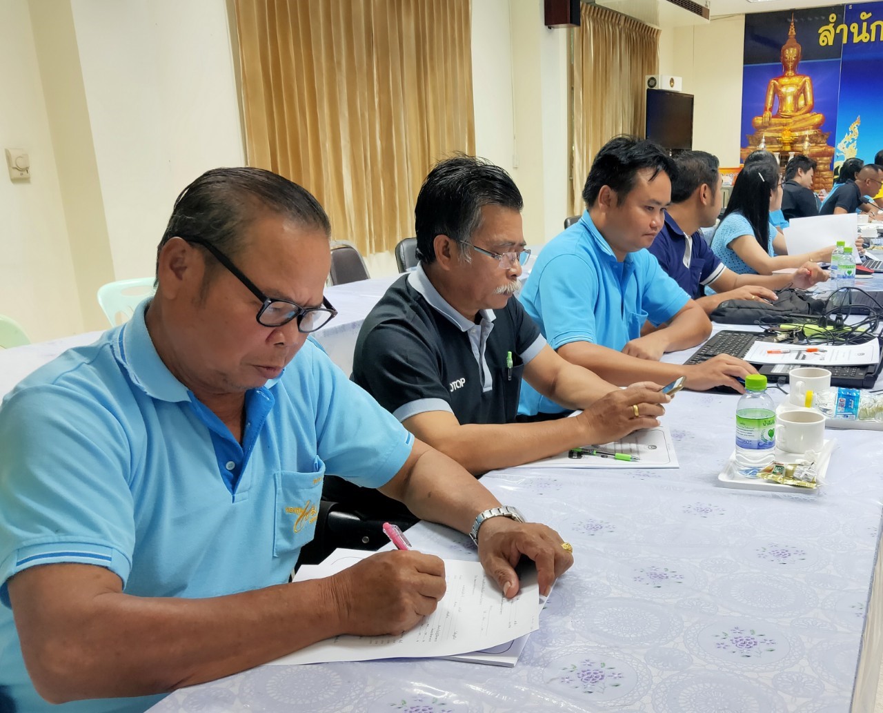 หนองคาย …จัดโครงการส่งเสริมการเชื่อมโยงการจำหน่ายสินค้า OTOP ในระบบ E-Commerce กิจกรรมบริหารจัดการเว็บไซต์ E-Commerce ของจังหวัดให้มีความพร้อมในการเชื่อมโยงกับเว็บไซต์ www.otoptoday.com 