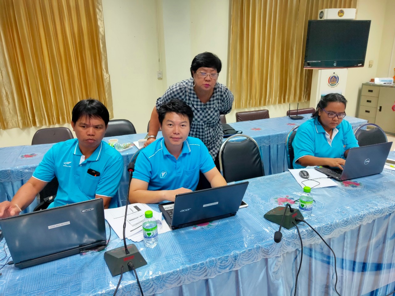 หนองคาย …จัดโครงการส่งเสริมการเชื่อมโยงการจำหน่ายสินค้า OTOP ในระบบ E-Commerce กิจกรรมบริหารจัดการเว็บไซต์ E-Commerce ของจังหวัดให้มีความพร้อมในการเชื่อมโยงกับเว็บไซต์ www.otoptoday.com 