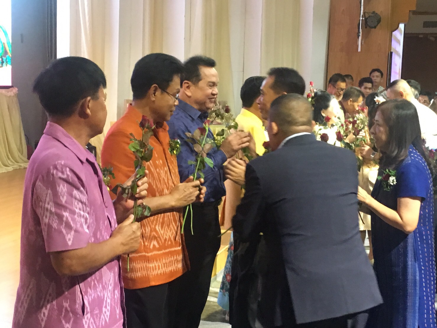 นายวทัญญู แสนใจวุฒิ พจ.หนองคาย ร่วมงาน “ร้อยความรัก ถักทอใจ สานสายใยมุทิตา”