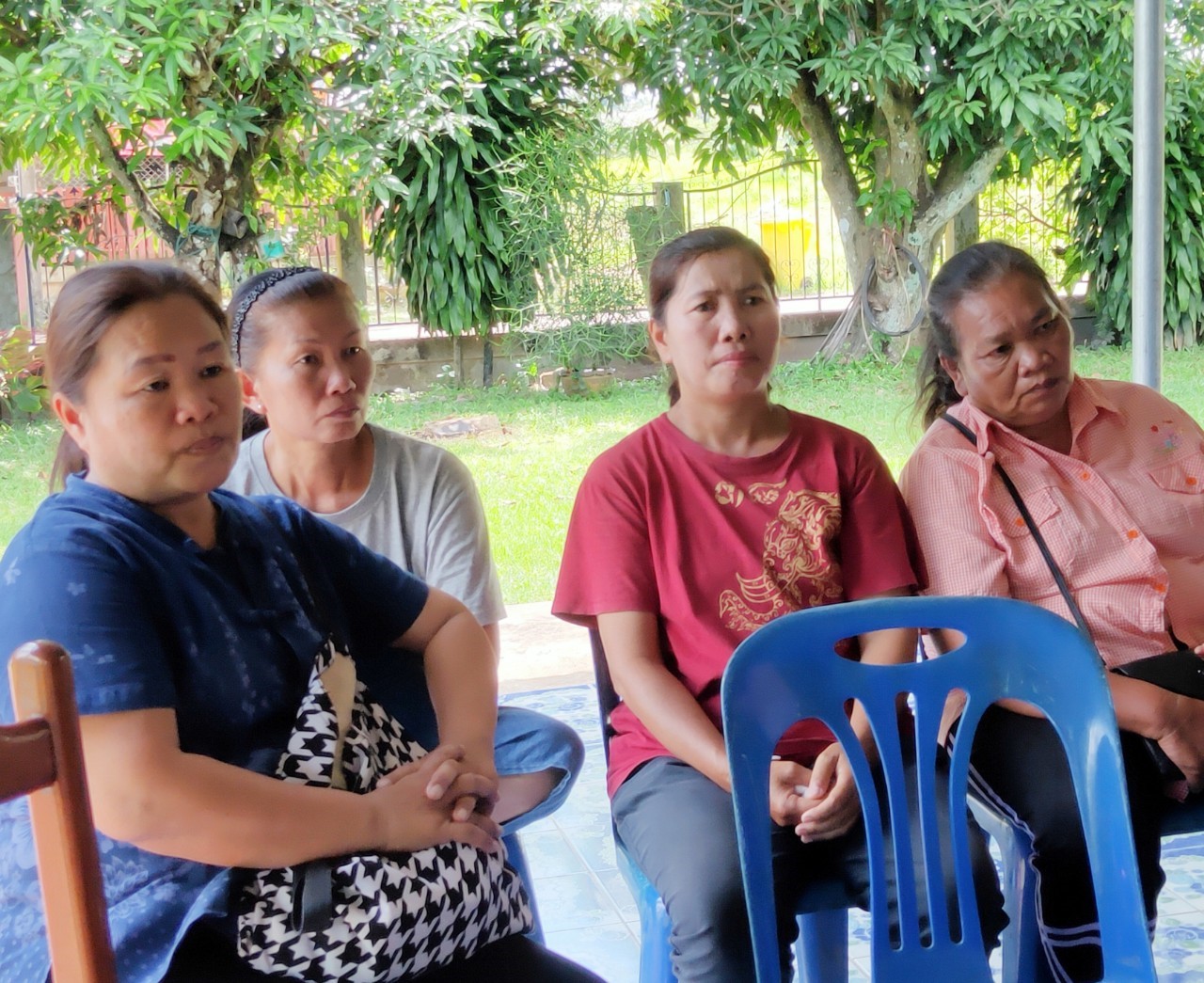 พช.หนองคาย ลงพื้นที่ สร้างความเข้าใจการบริหารจัดการหนี้แก่สมาชิกกลุ่มอาชีพกองทุนพัฒนาบทบาทสตรี อ.ท่าบ่อ