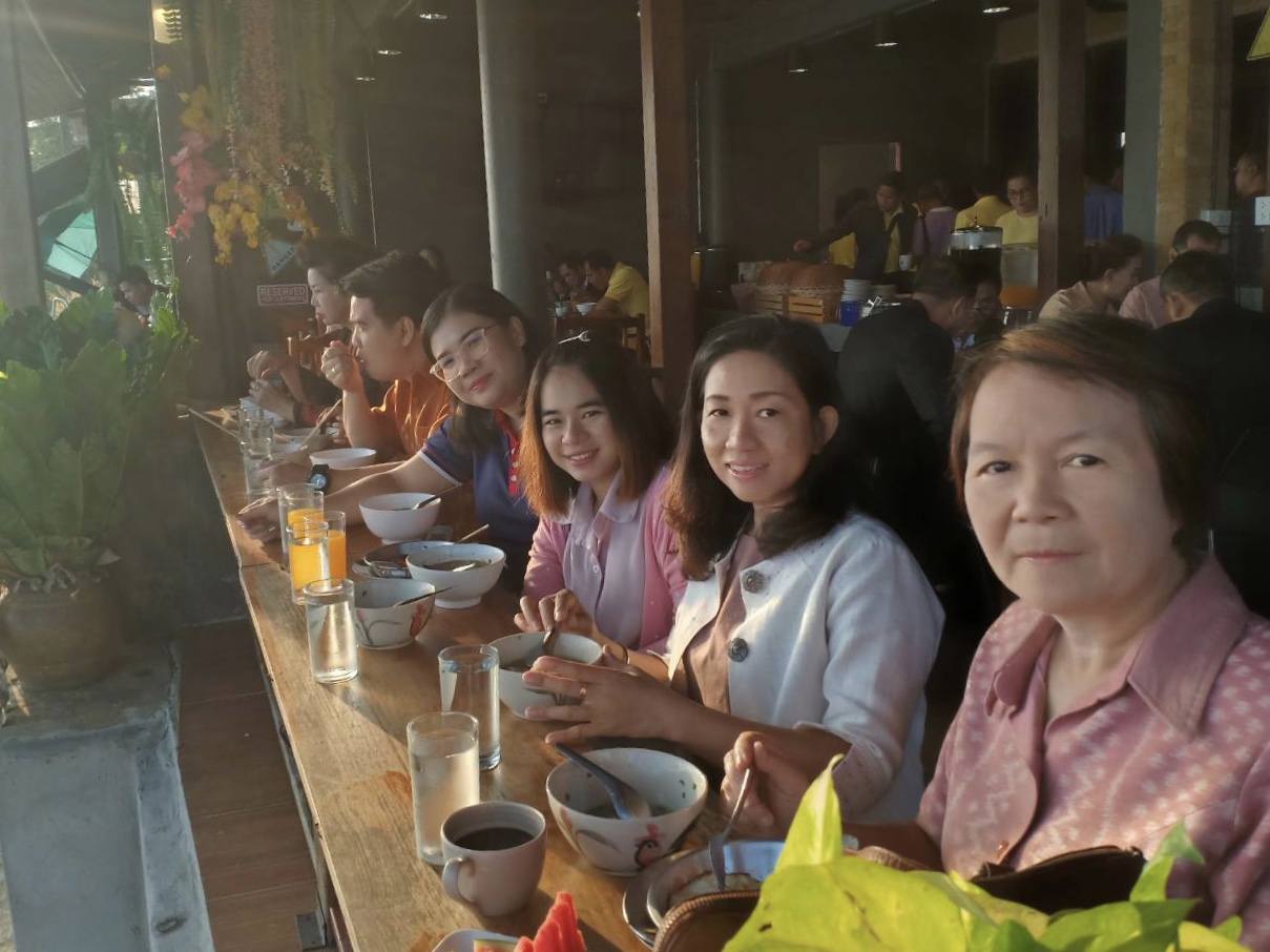 รักษาการพัจังหวัดหนองคาย ร่วมสภากาแฟ ณ อำเภอสังคม